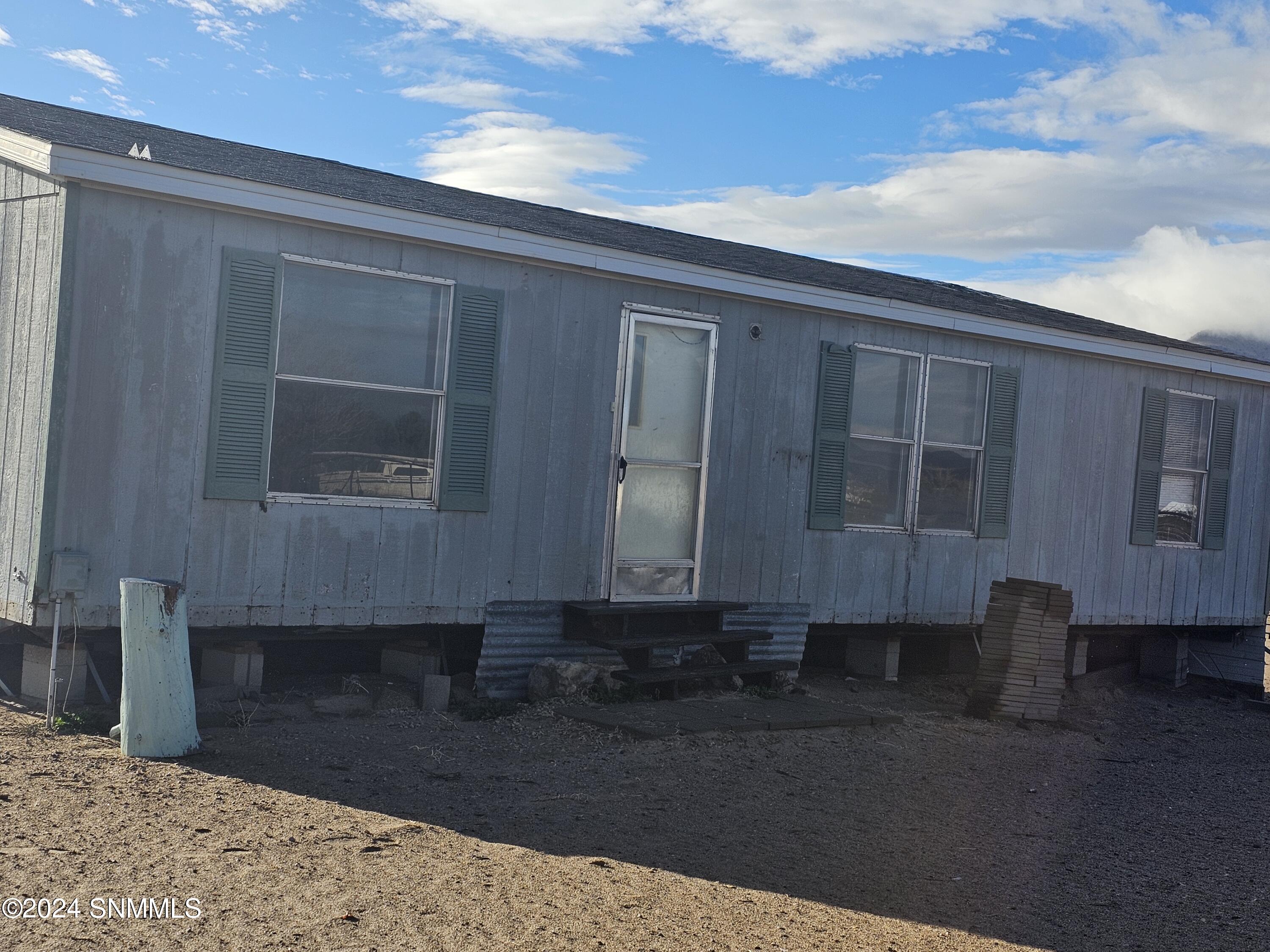 12441 Frodo Place, Radium Springs, New Mexico image 2