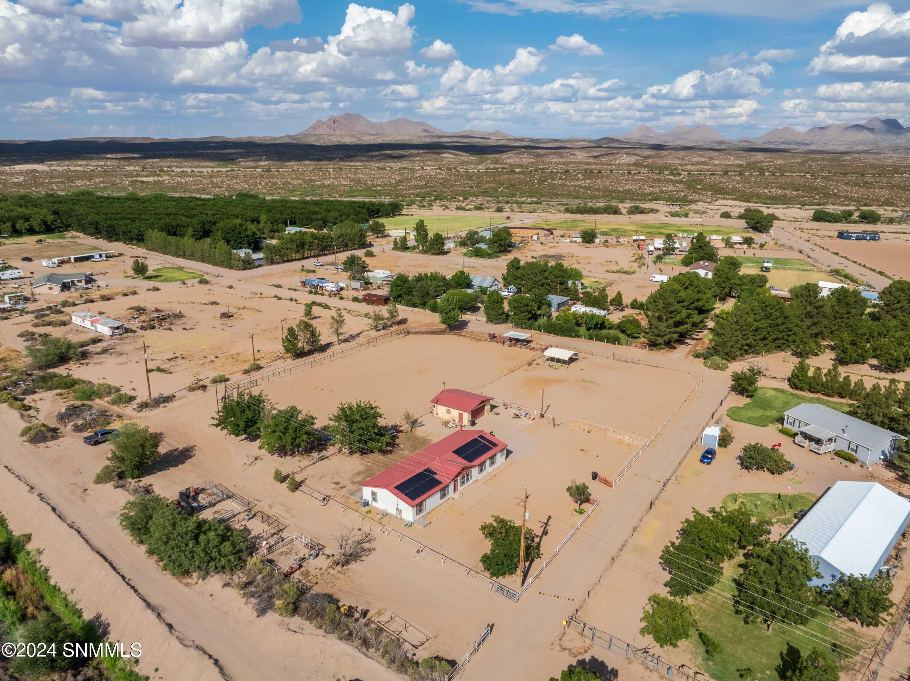 370 Baca Road, Radium Springs, New Mexico image 14