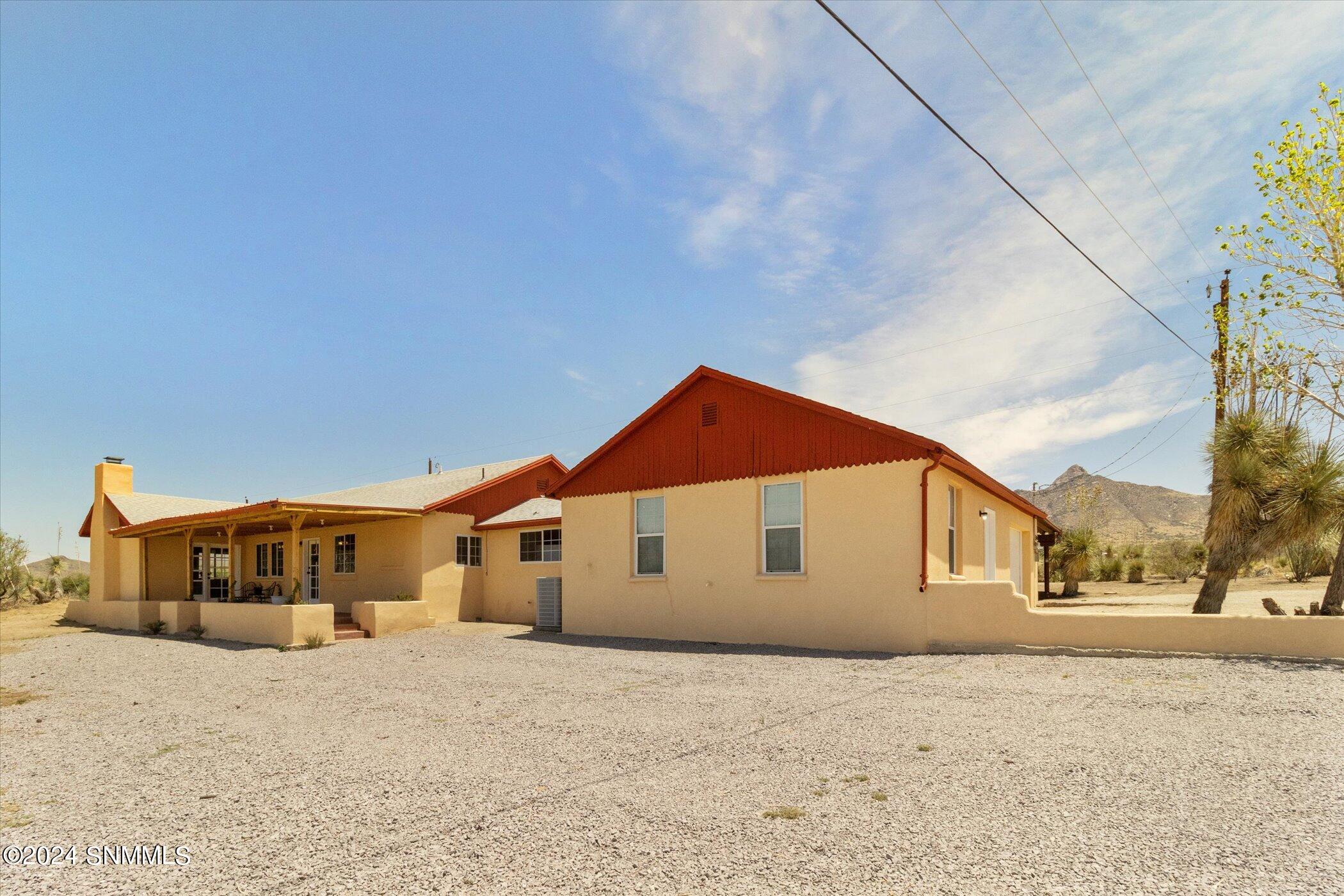 6595 Third Street, Organ, New Mexico image 3