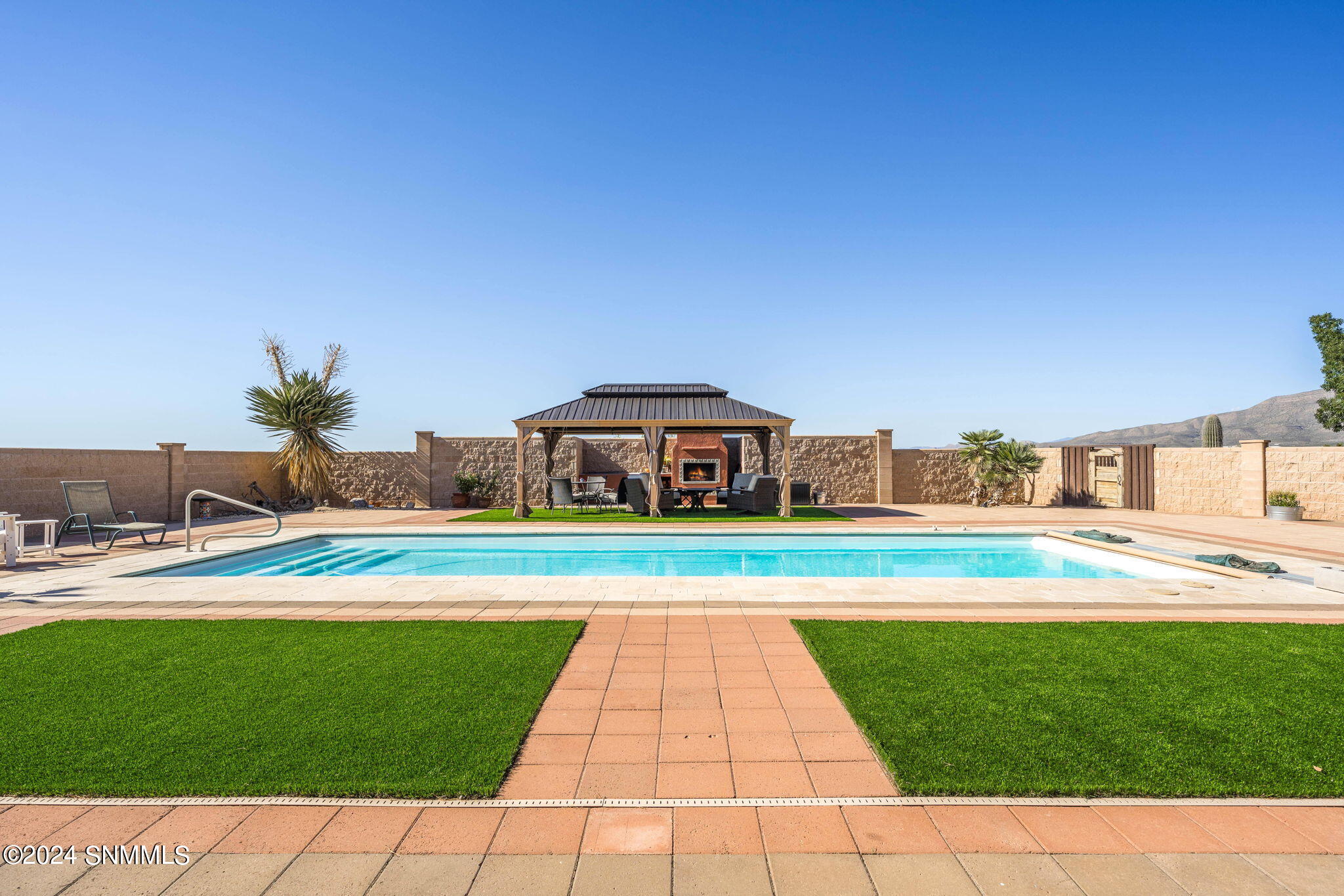 58 S South Canyon Road, Alamogordo, New Mexico image 2