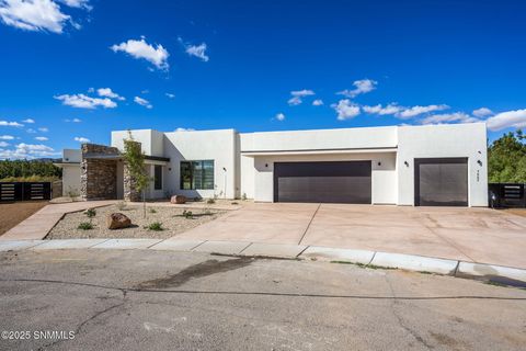 7557 Sussex Court, Las Cruces, NM 88005 - #: 2500878