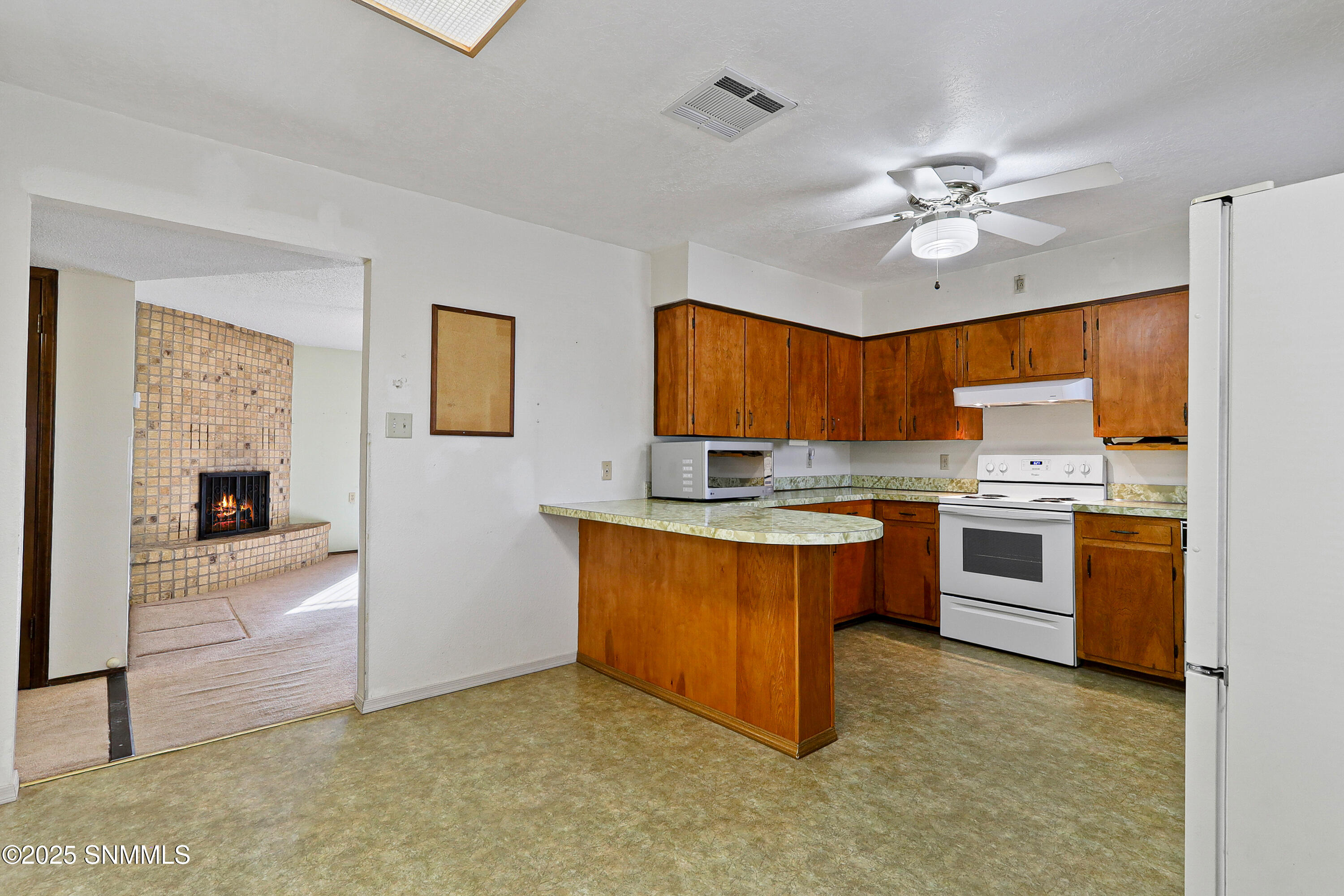1865 Carlyle Drive, Las Cruces, New York image 10