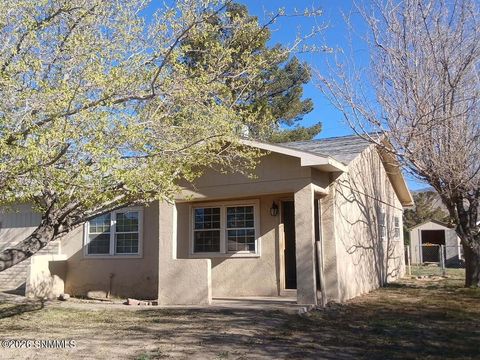 Homes For Sale - 1602 Bellamah Drive<br/> Alamogordo, NM 88310