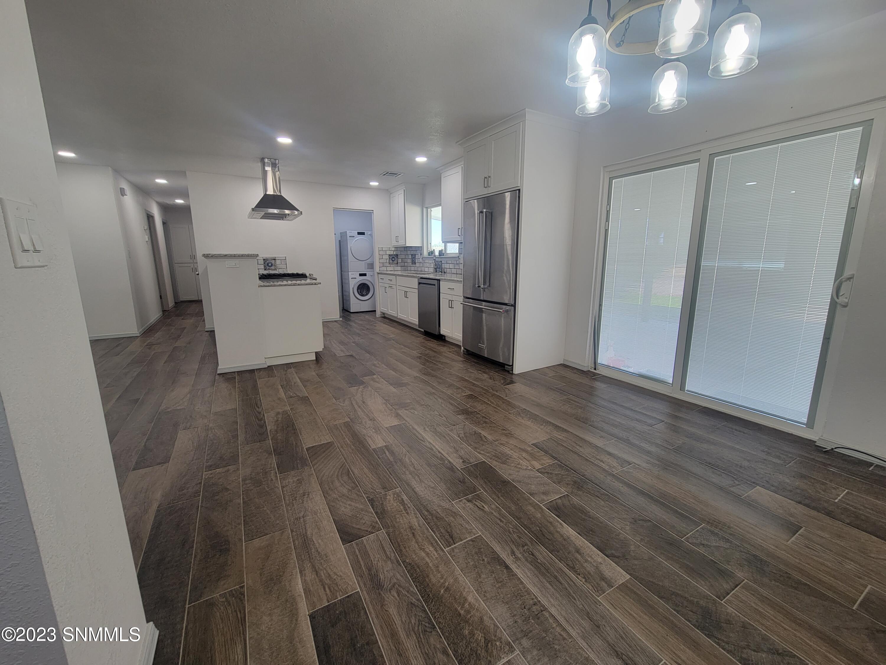 Las Cruces, New Mexico 88001, United States, 3 Bedrooms Bedrooms, ,2 BathroomsBathrooms,Residential,Active,68966