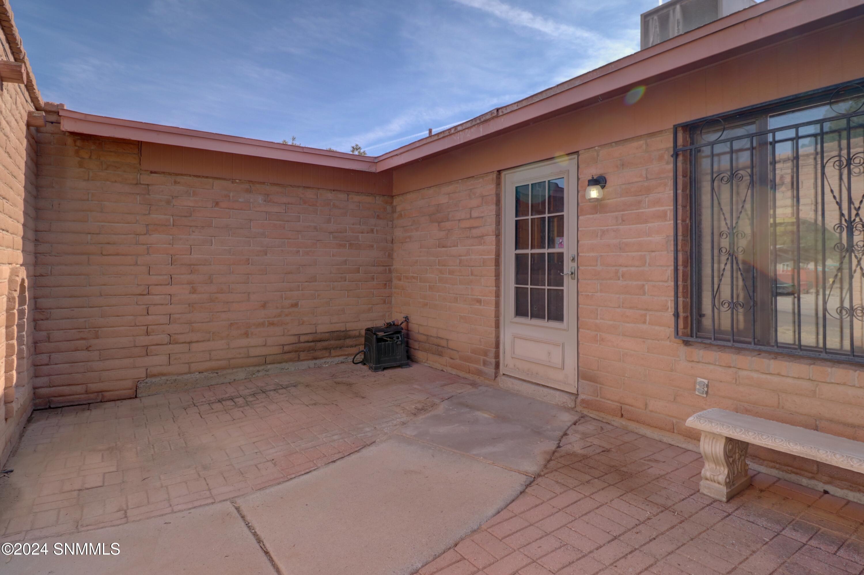 1737 Aspen Avenue, Las Cruces, New Mexico image 3