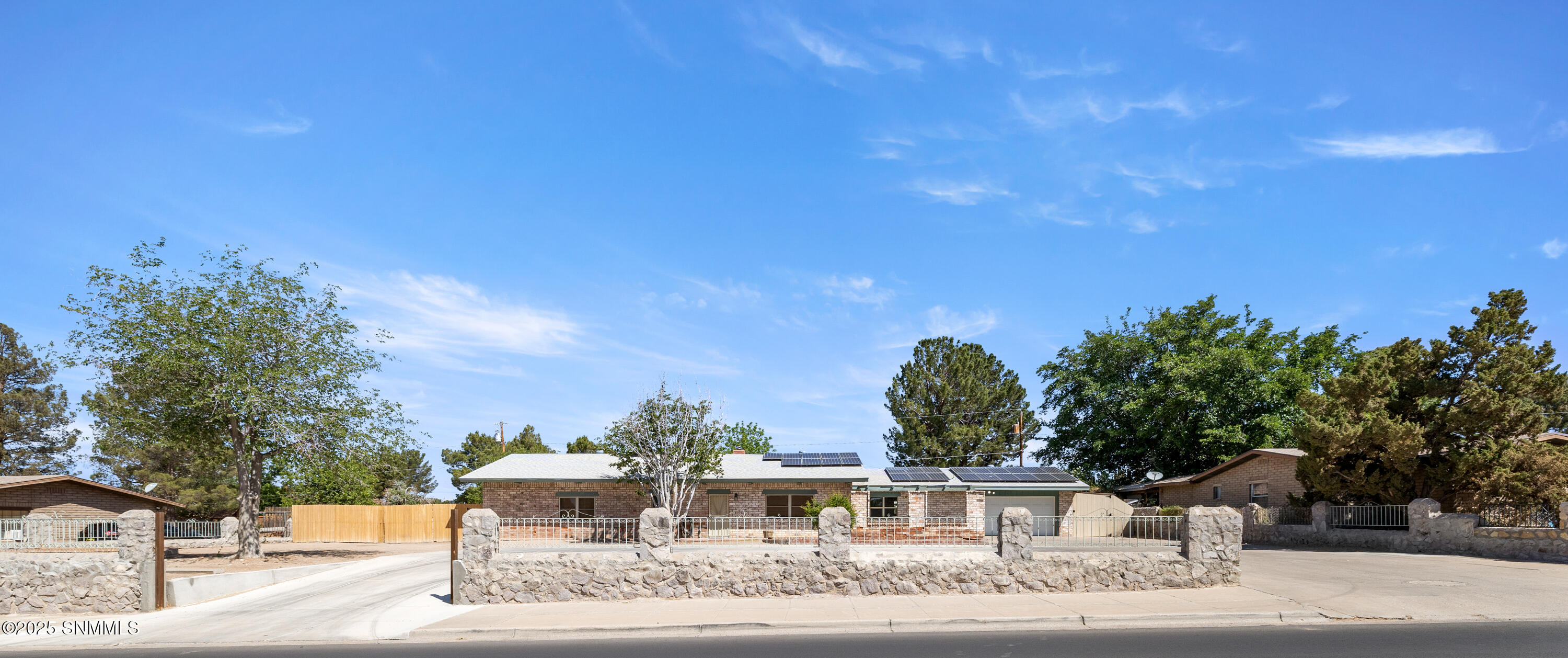 711 Lenox Avenue, Las Cruces, New Mexico image 2
