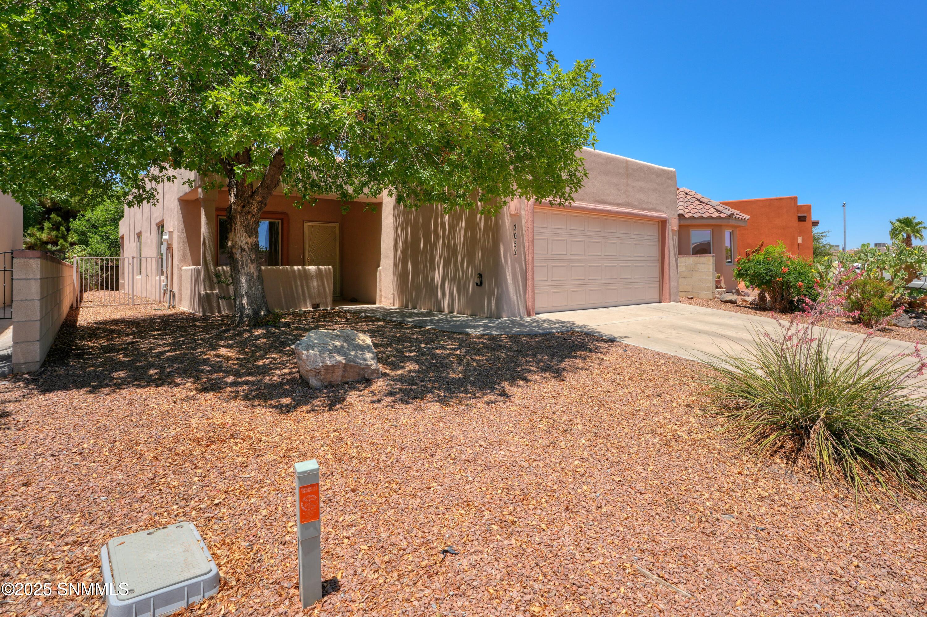 2052 Cotton Avenue, Las Cruces, New York image 3