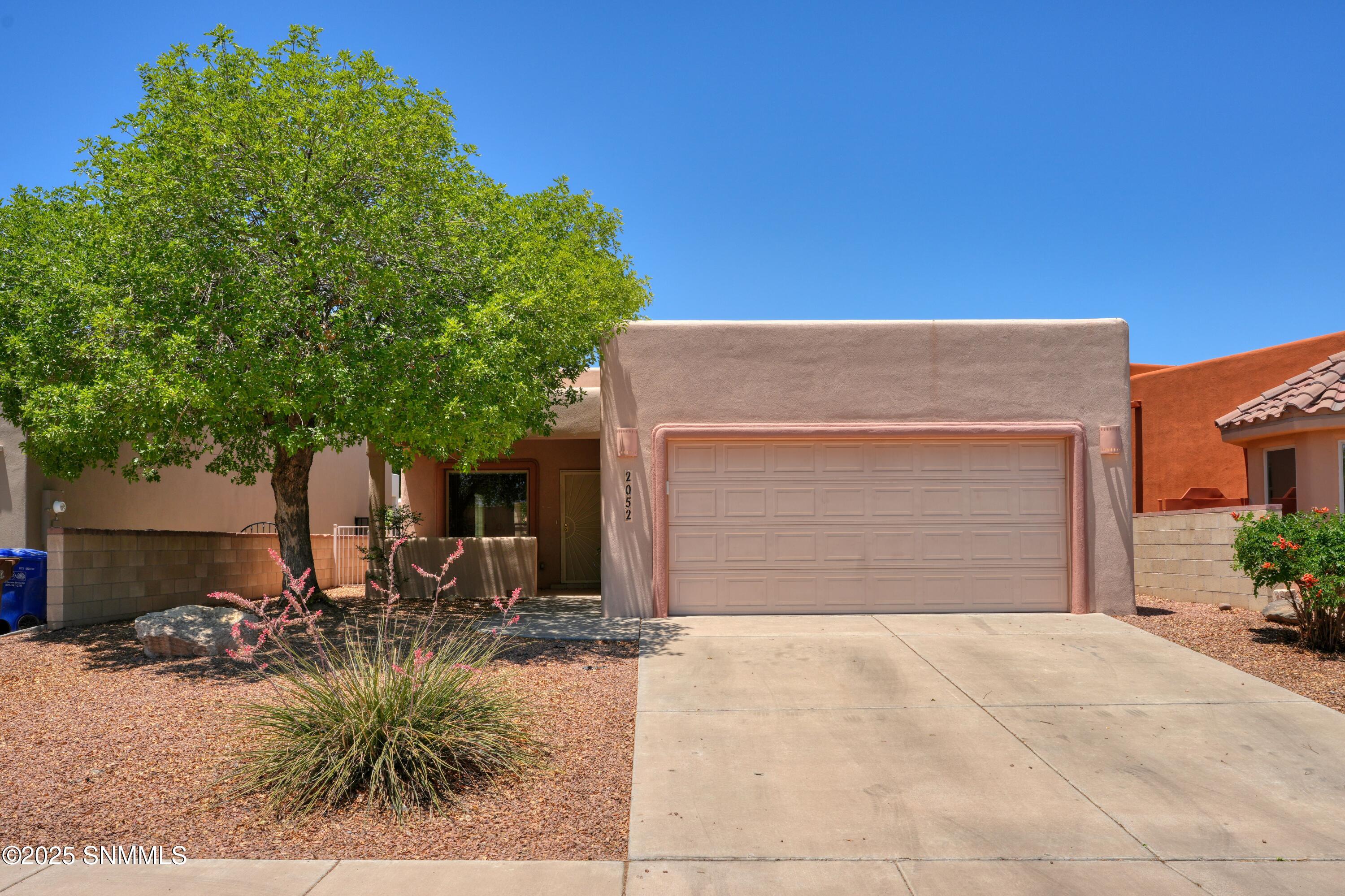 2052 Cotton Avenue, Las Cruces, New York image 12