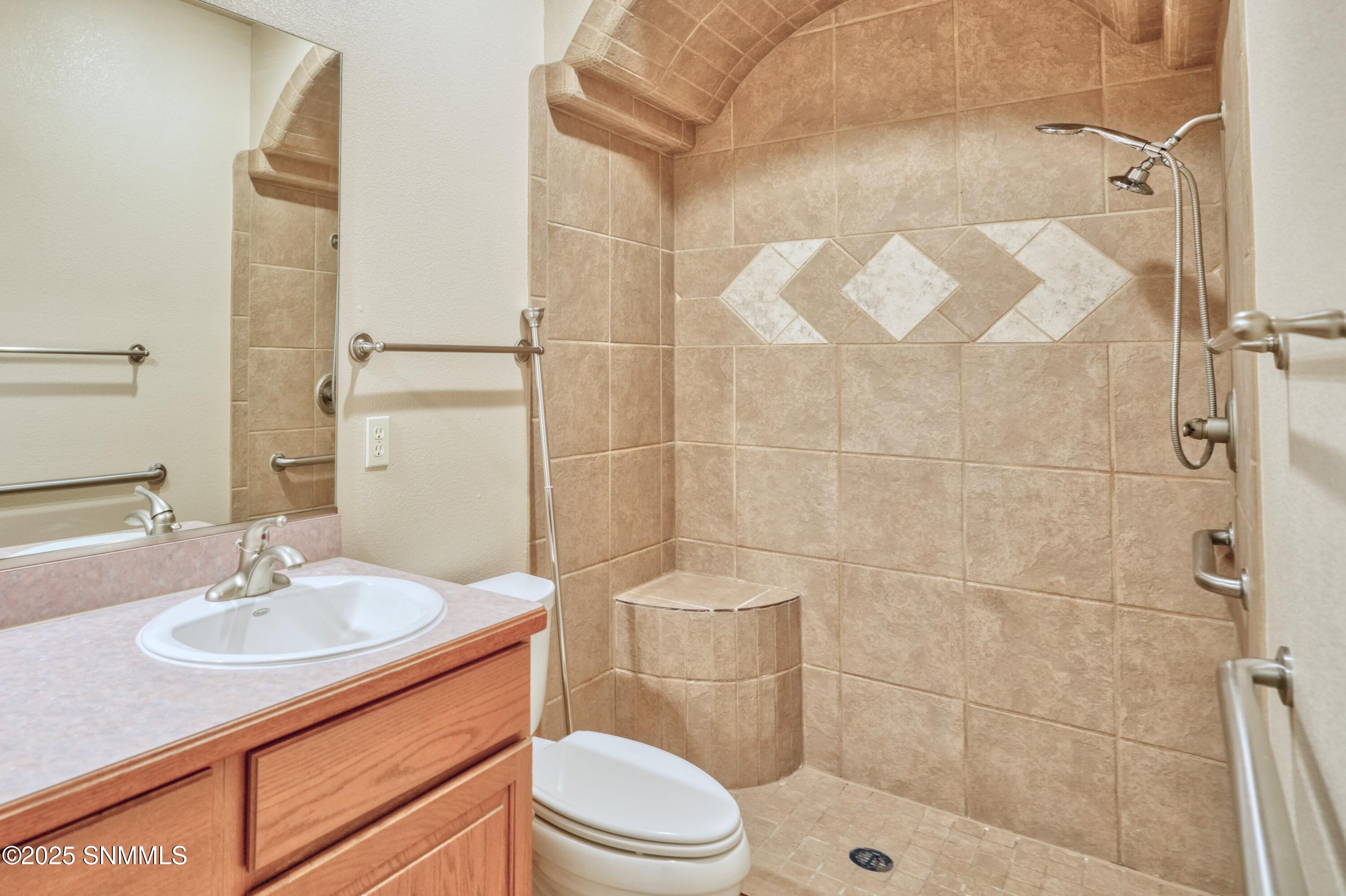 2052 Cotton Avenue, Las Cruces, New York image 40