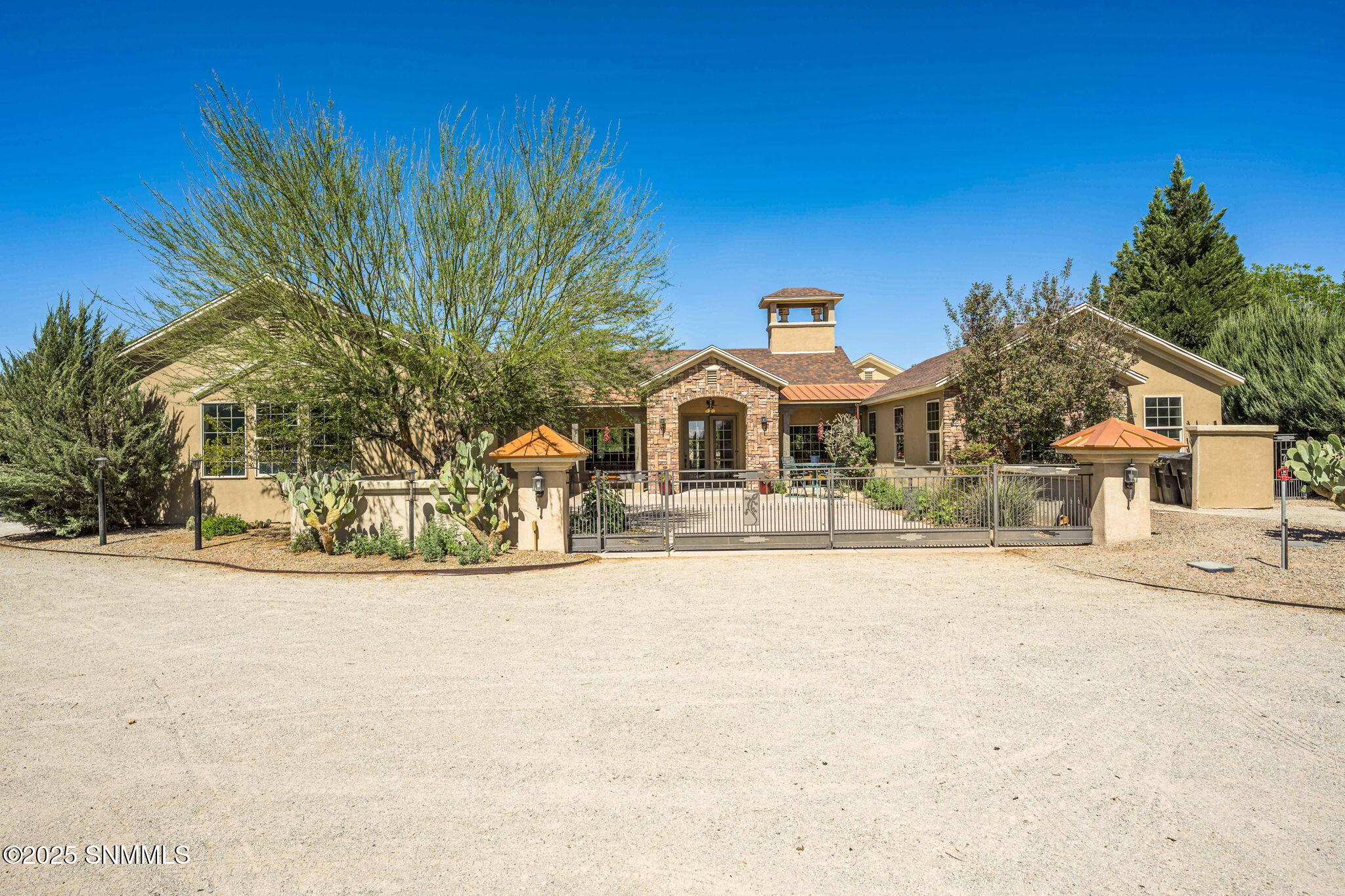 4640 Tetakawi Court, Las Cruces, New Mexico image 5