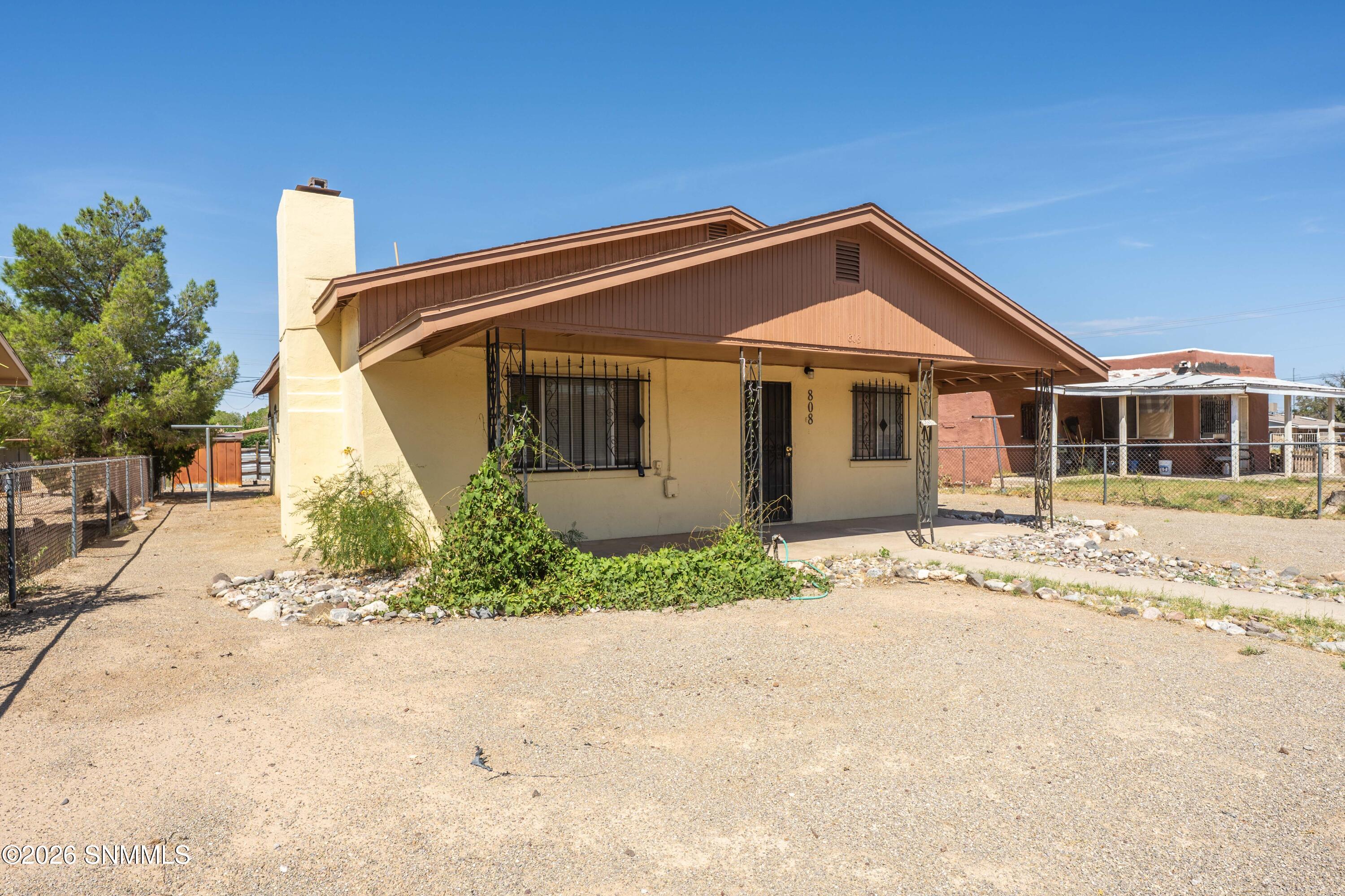 808 Alamo Street - Photo 3