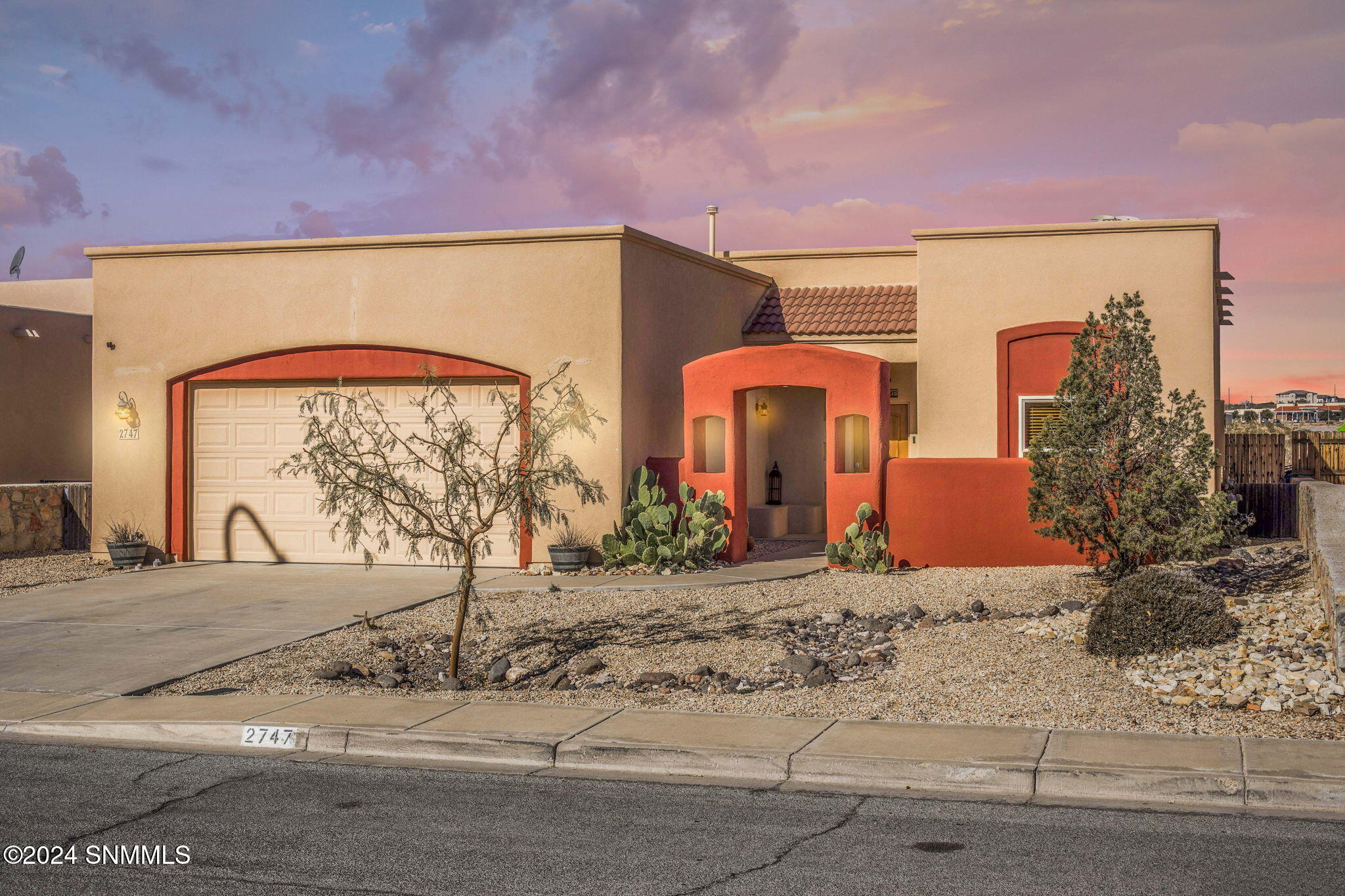 2747 Coventry Road, Las Cruces, New Mexico image 1