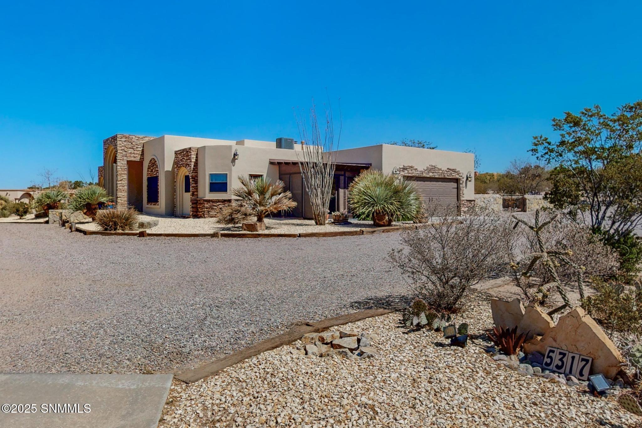 5317 Remington Road, Las Cruces, New Mexico image 2
