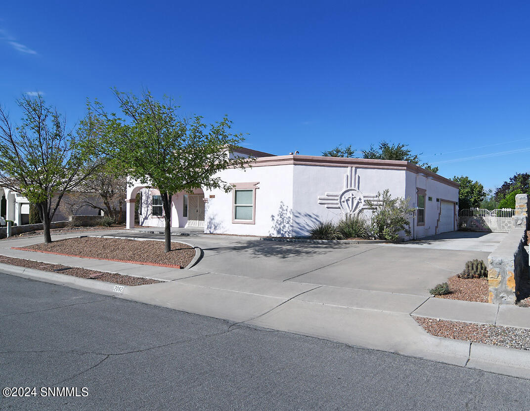 2082 Desert Greens Drive #2-2, Las Cruces, New York image 4