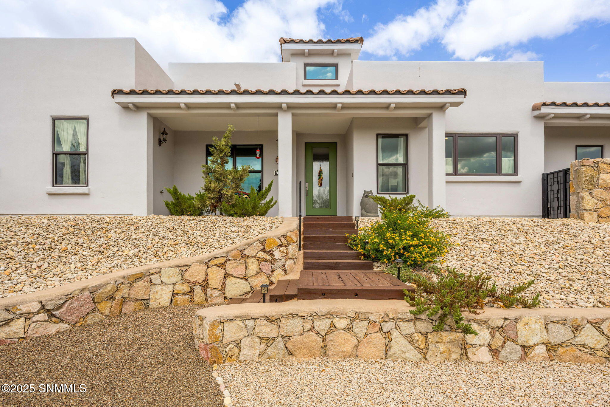 5174 Picuris Court, Las Cruces, New York image 2