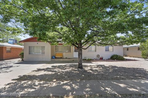 1440 Grover Drive, Las Cruces, NM 88005 - #: 2401215