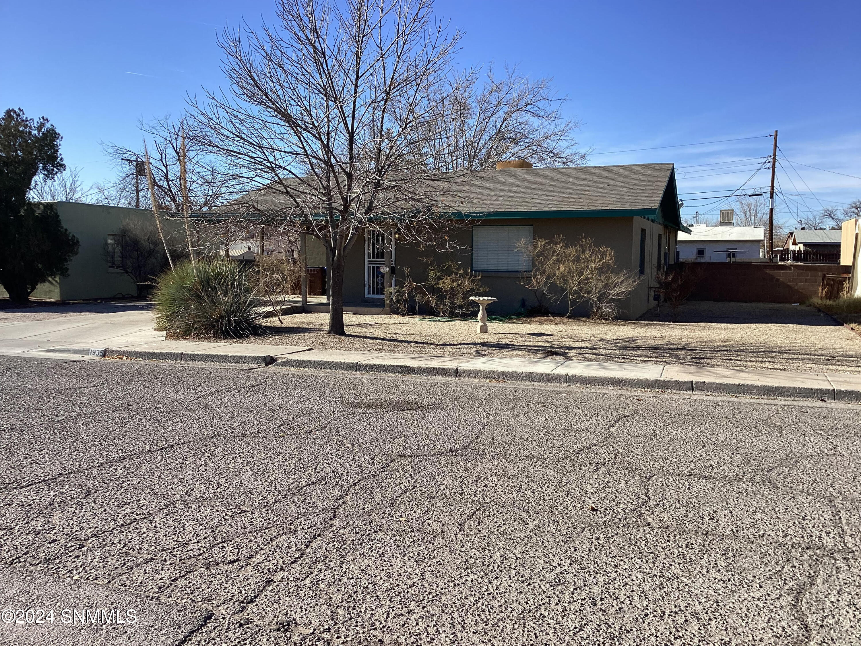 1935 Amis Avenue, Las Cruces, New Mexico image 2