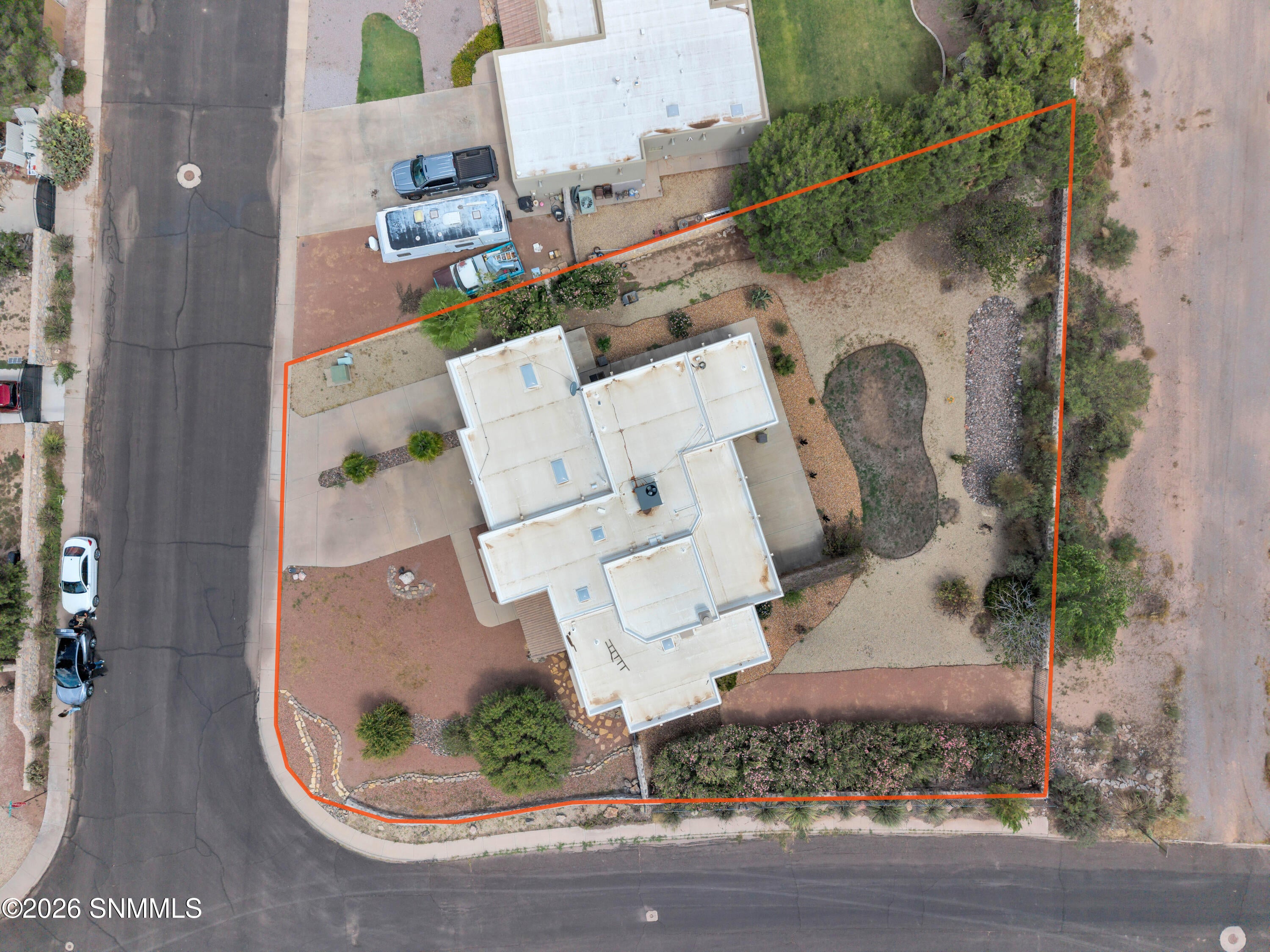 3903 Stoneybrook Circle - Photo 2