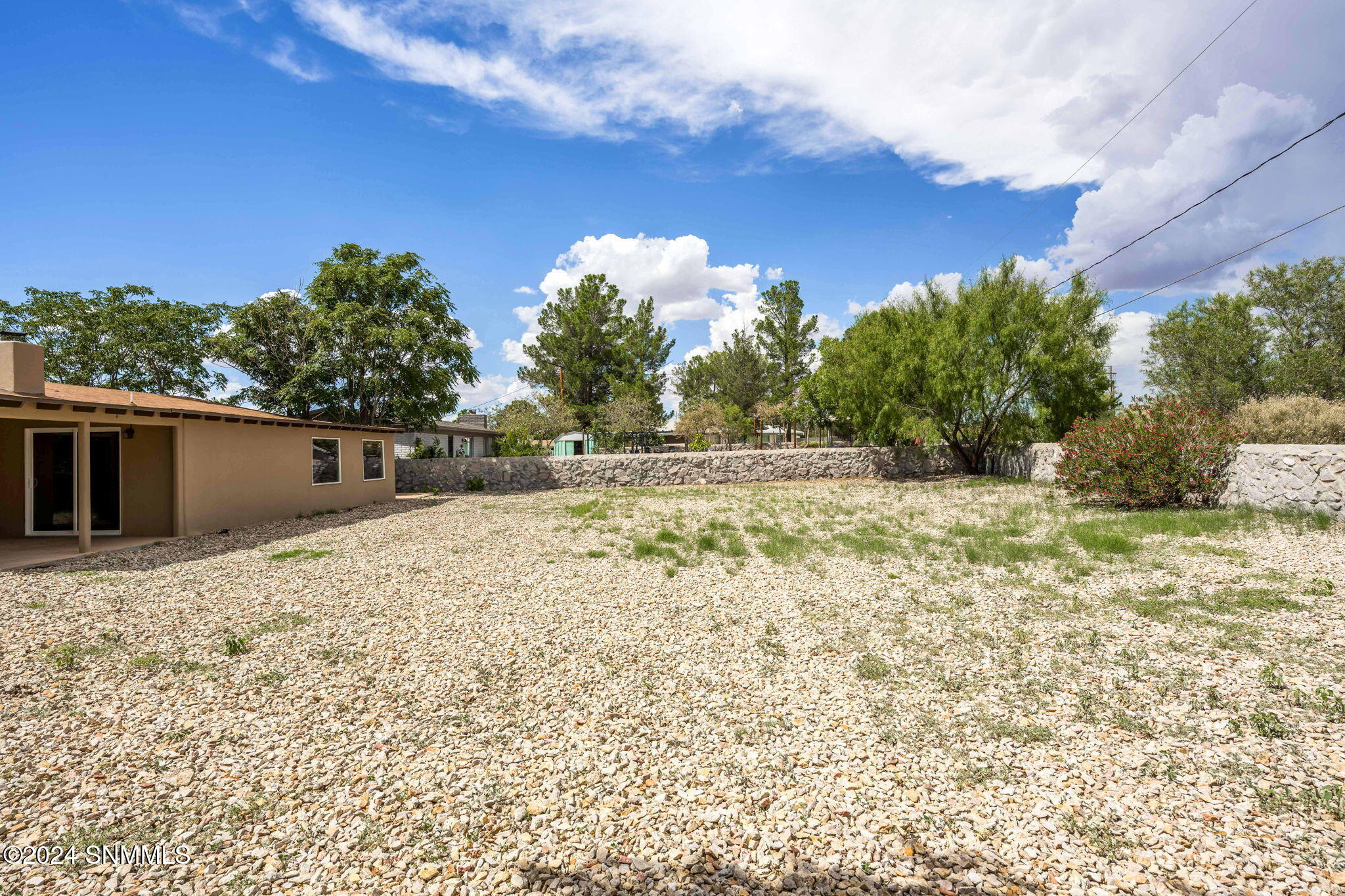Las Cruces, New Mexico 88005, United States, 3 Bedrooms Bedrooms, ,2 BathroomsBathrooms,Residential,Pending,47621