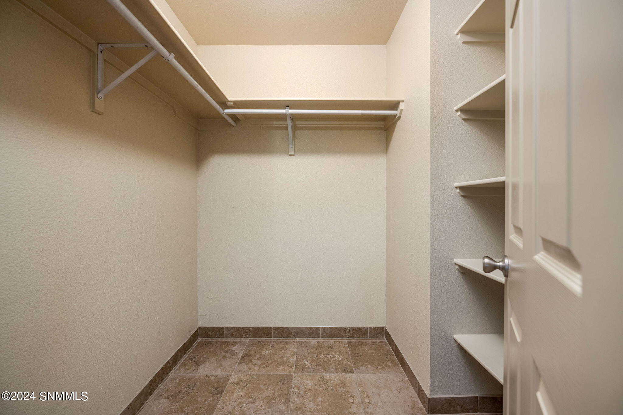 Las Cruces, New Mexico 88005, United States, 3 Bedrooms Bedrooms, ,2 BathroomsBathrooms,Residential,Pending,47621