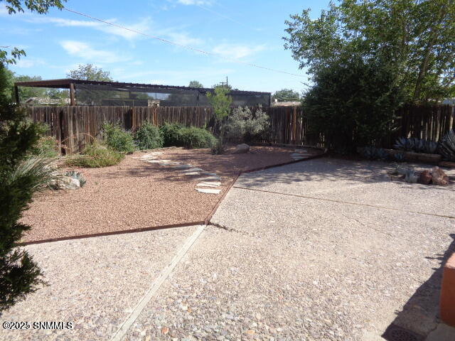 Las Cruces, New Mexico 88005, United States, 4 Bedrooms Bedrooms, ,4 BathroomsBathrooms,Residential,Active,216744