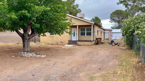 Apartment For Sale - 847 Luna Street<br/> Las Cruces, NM 88001