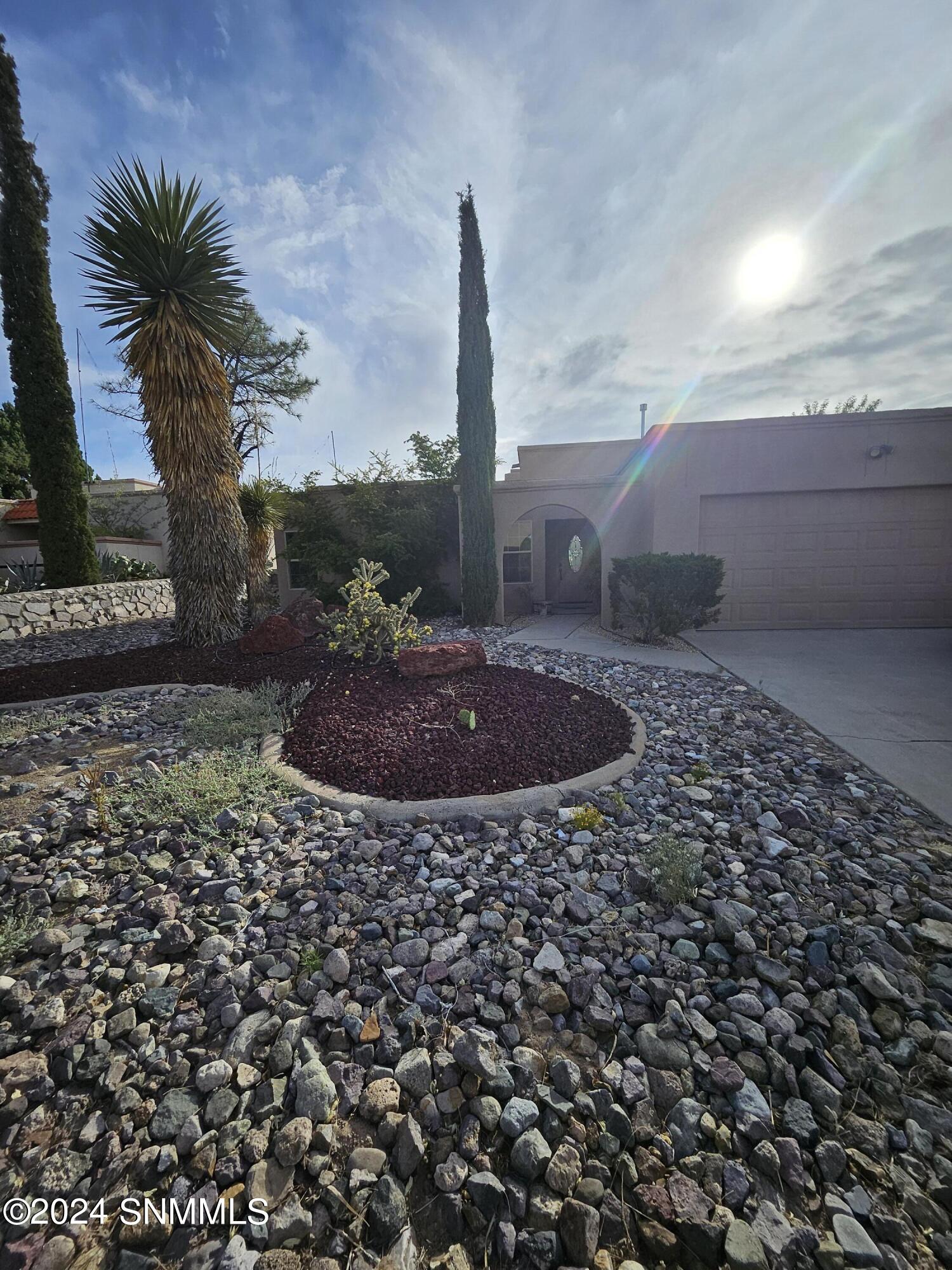 Las Cruces, New Mexico 88011, United States, 3 Bedrooms Bedrooms, ,2 BathroomsBathrooms,Residential,Active,56050