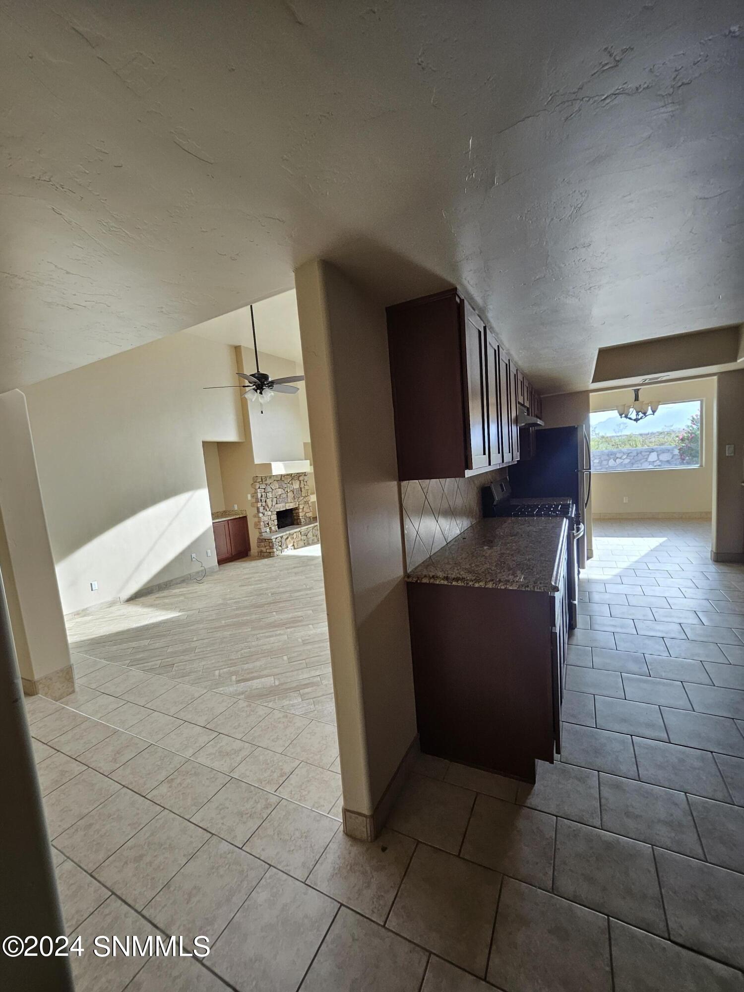 Las Cruces, New Mexico 88011, United States, 3 Bedrooms Bedrooms, ,2 BathroomsBathrooms,Residential,Active,56050