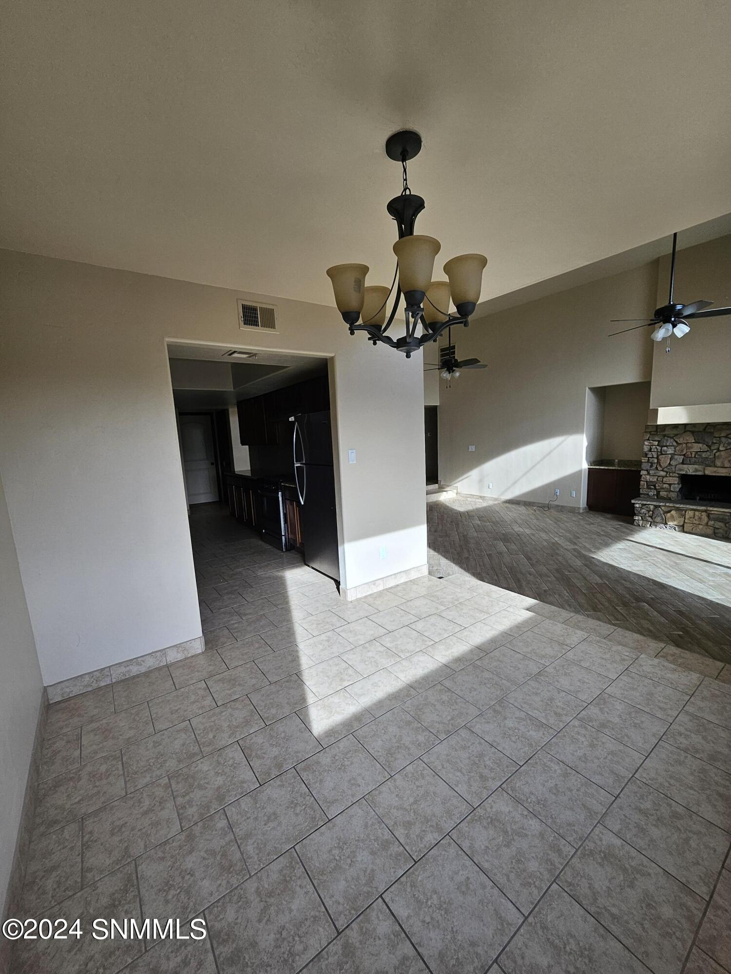 Las Cruces, New Mexico 88011, United States, 3 Bedrooms Bedrooms, ,2 BathroomsBathrooms,Residential,Active,56050