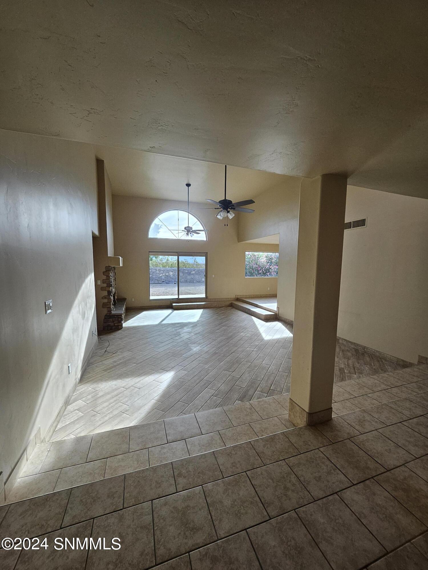 Las Cruces, New Mexico 88011, United States, 3 Bedrooms Bedrooms, ,2 BathroomsBathrooms,Residential,Active,56050