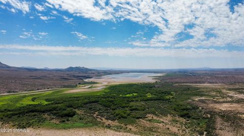 Mobile Home For Sale - 9 Queens Lane<br/> Caballo, NM 87931