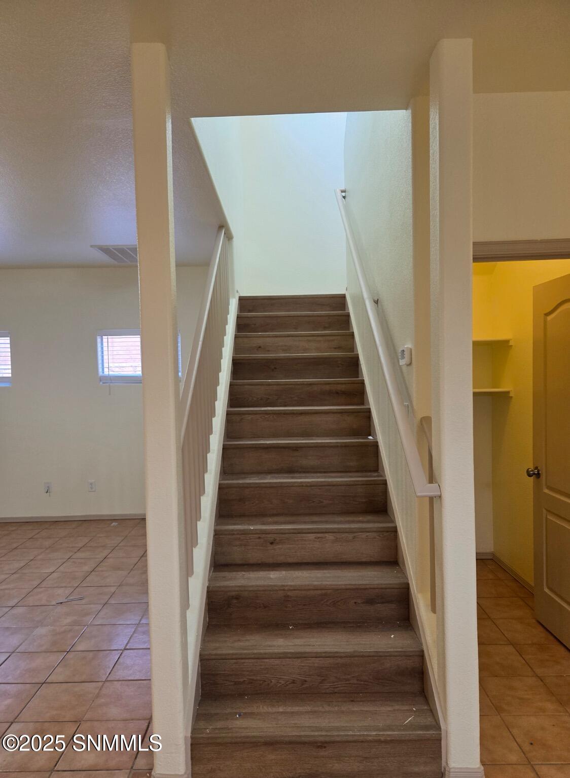 Las Cruces, New Mexico 88012, United States, 3 Bedrooms Bedrooms, ,2 BathroomsBathrooms,Residential,Active,234753