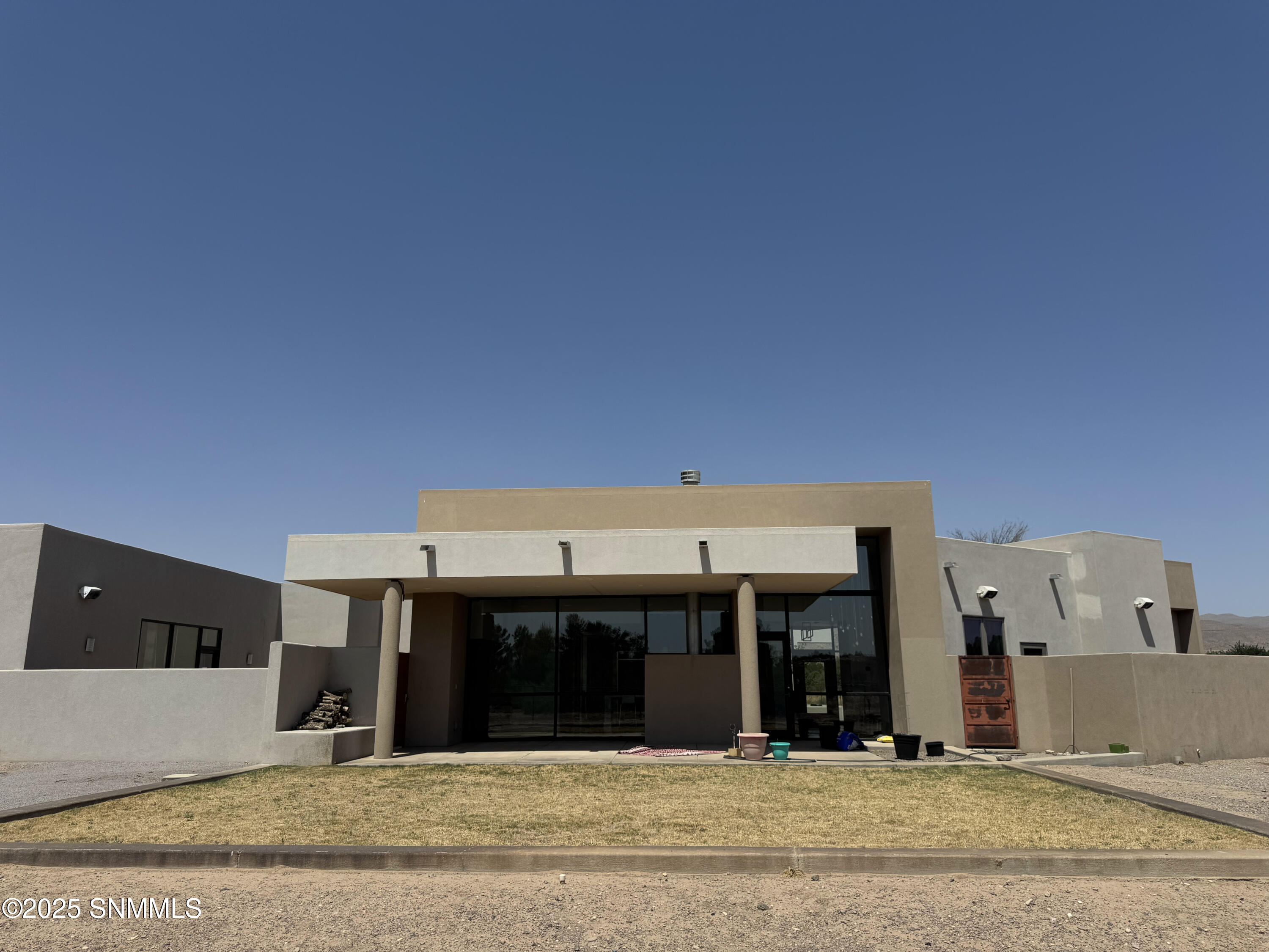 Las Cruces, New Mexico 88007, United States, 4 Bedrooms Bedrooms, ,3 BathroomsBathrooms,Residential,Active,171435