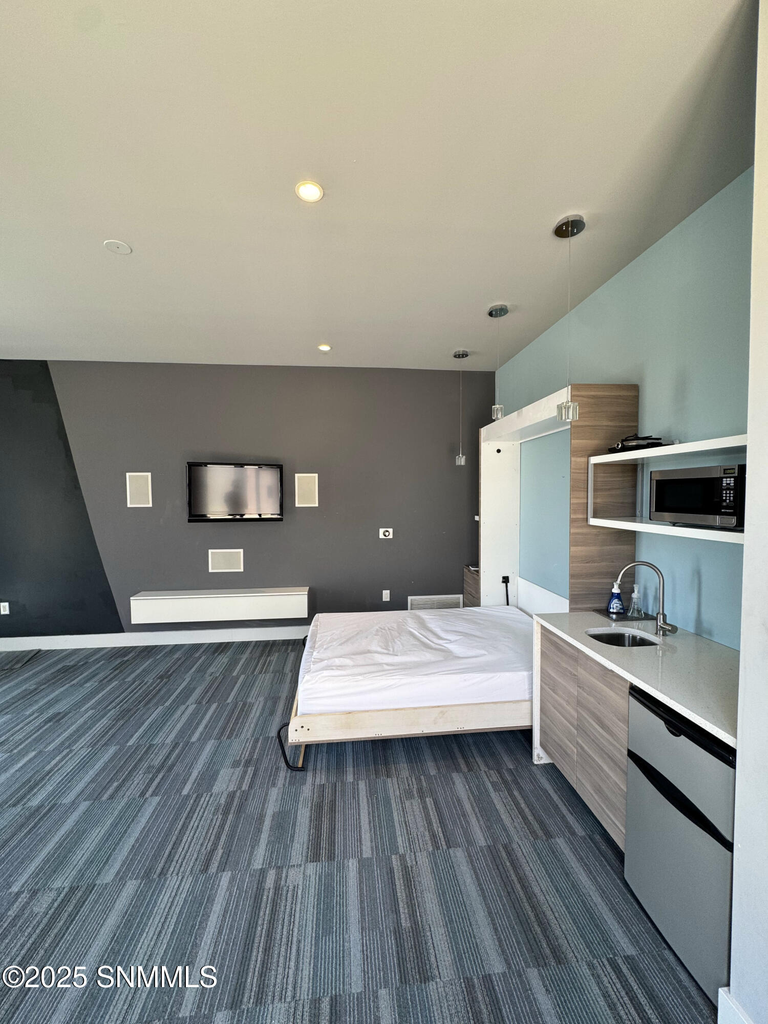 Las Cruces, New Mexico 88007, United States, 4 Bedrooms Bedrooms, ,3 BathroomsBathrooms,Residential,Active,171435