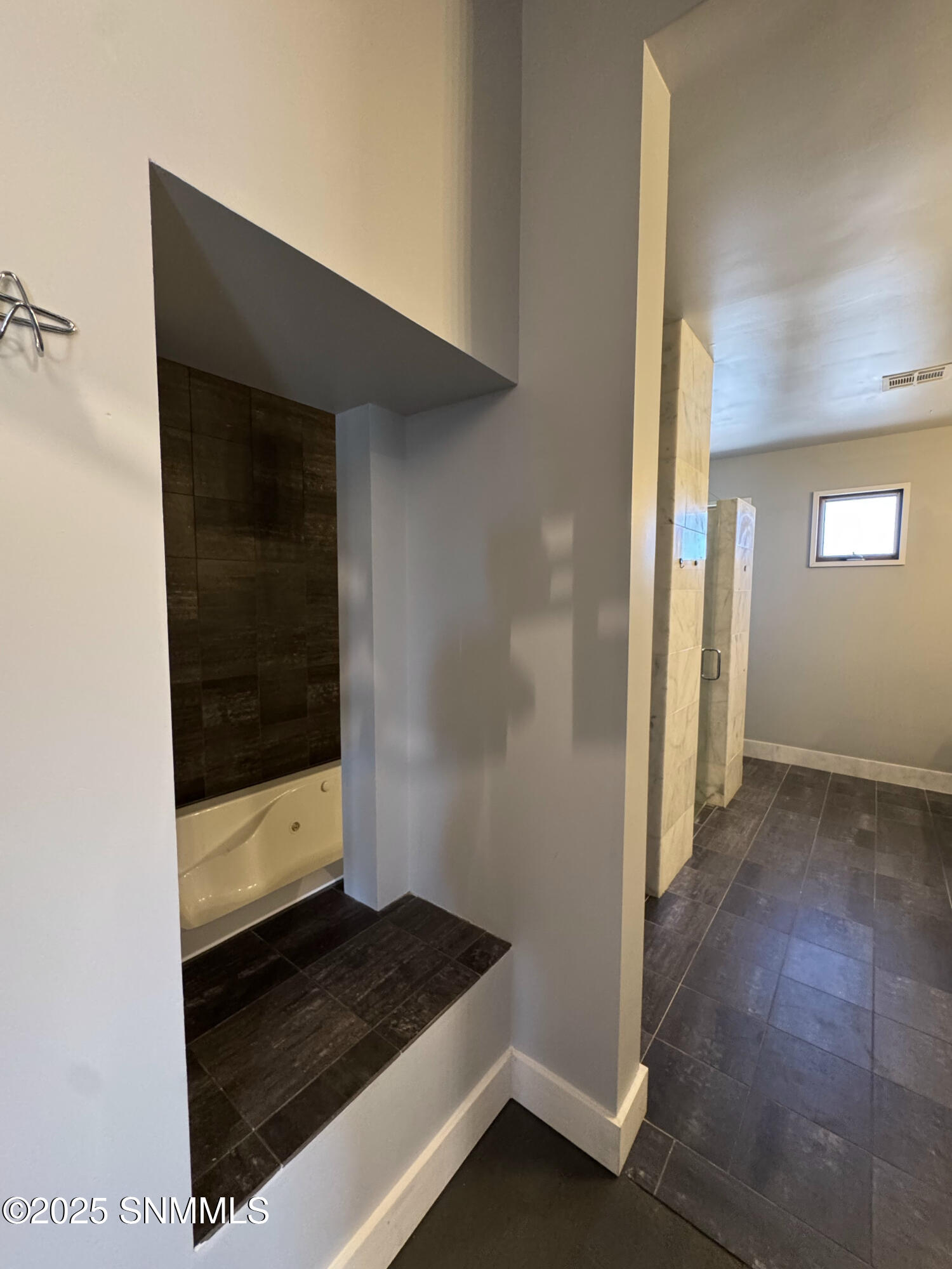 Las Cruces, New Mexico 88007, United States, 4 Bedrooms Bedrooms, ,3 BathroomsBathrooms,Residential,Active,171435