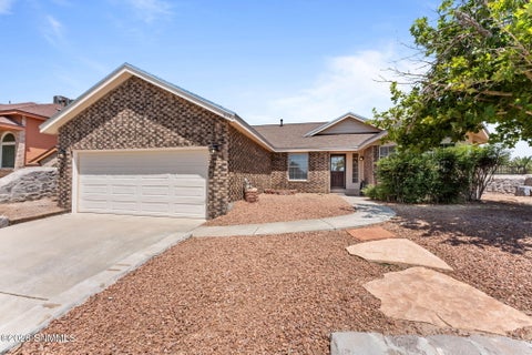Homes For Sale - 919 Stagecoach Drive<br/> Las Cruces, NM 88011