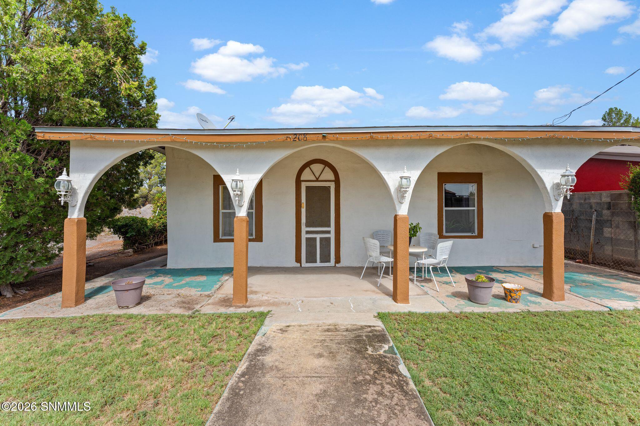 208 Saint Valentine Street - Photo 3