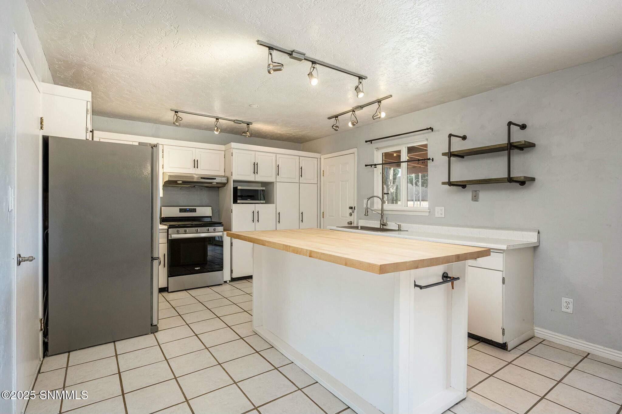1021 Tamarack Drive, Las Cruces, New Mexico image 12