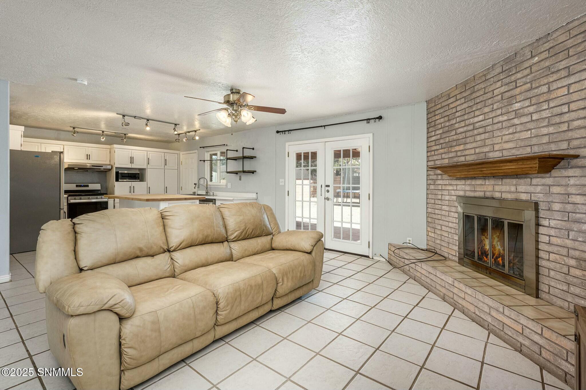 1021 Tamarack Drive, Las Cruces, New Mexico image 11