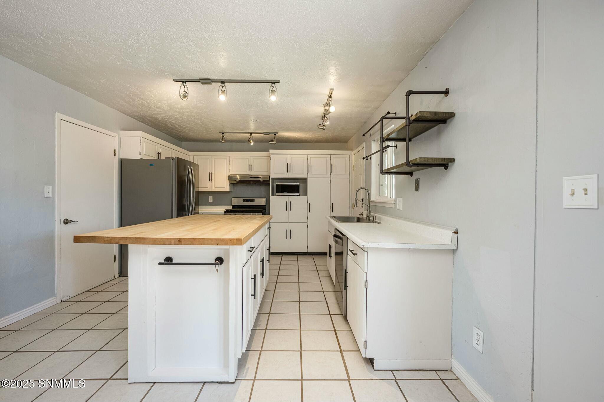 1021 Tamarack Drive, Las Cruces, New Mexico image 13