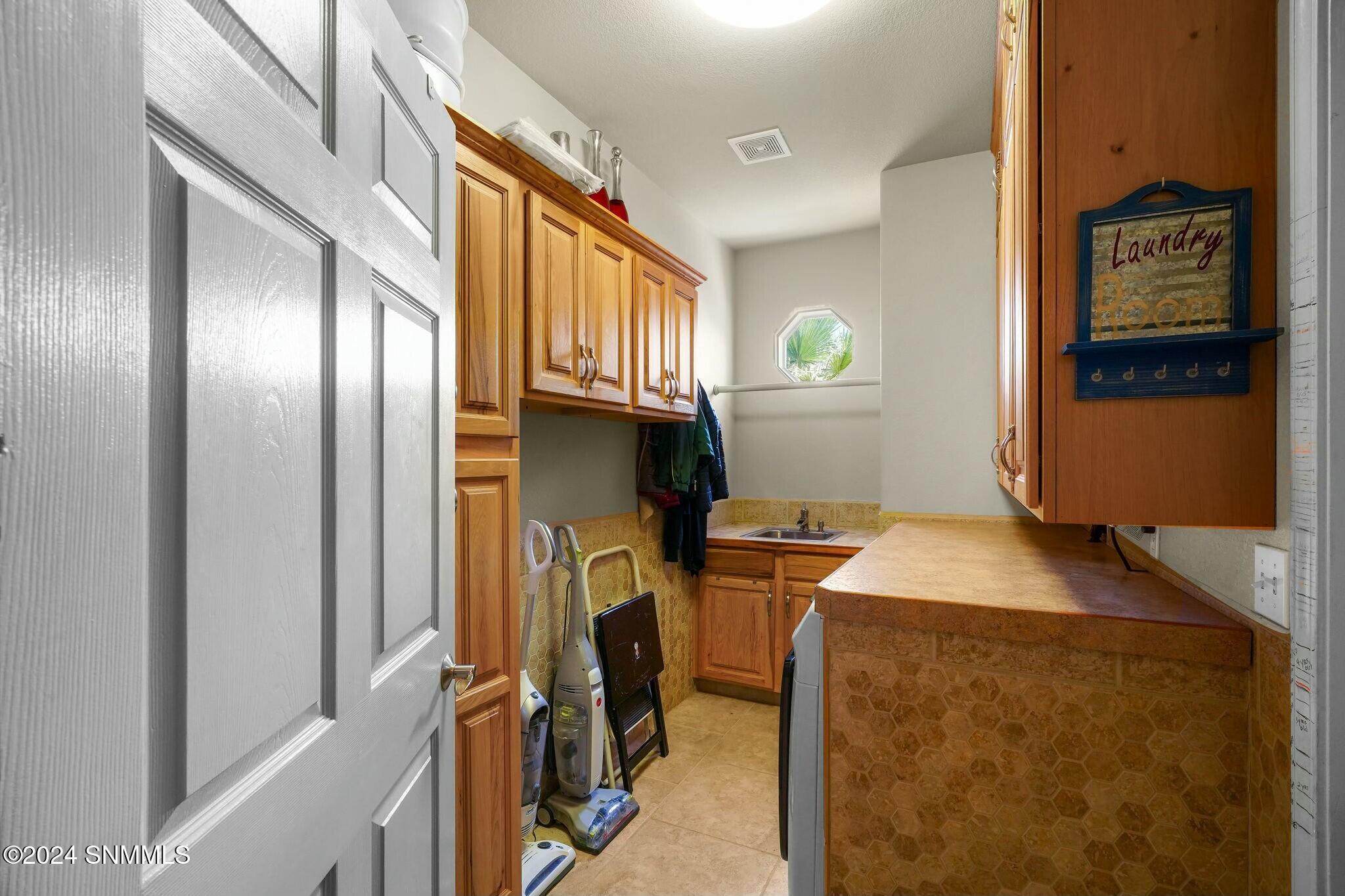 2104 Wagonmound Trail, Las Cruces, New Mexico image 43