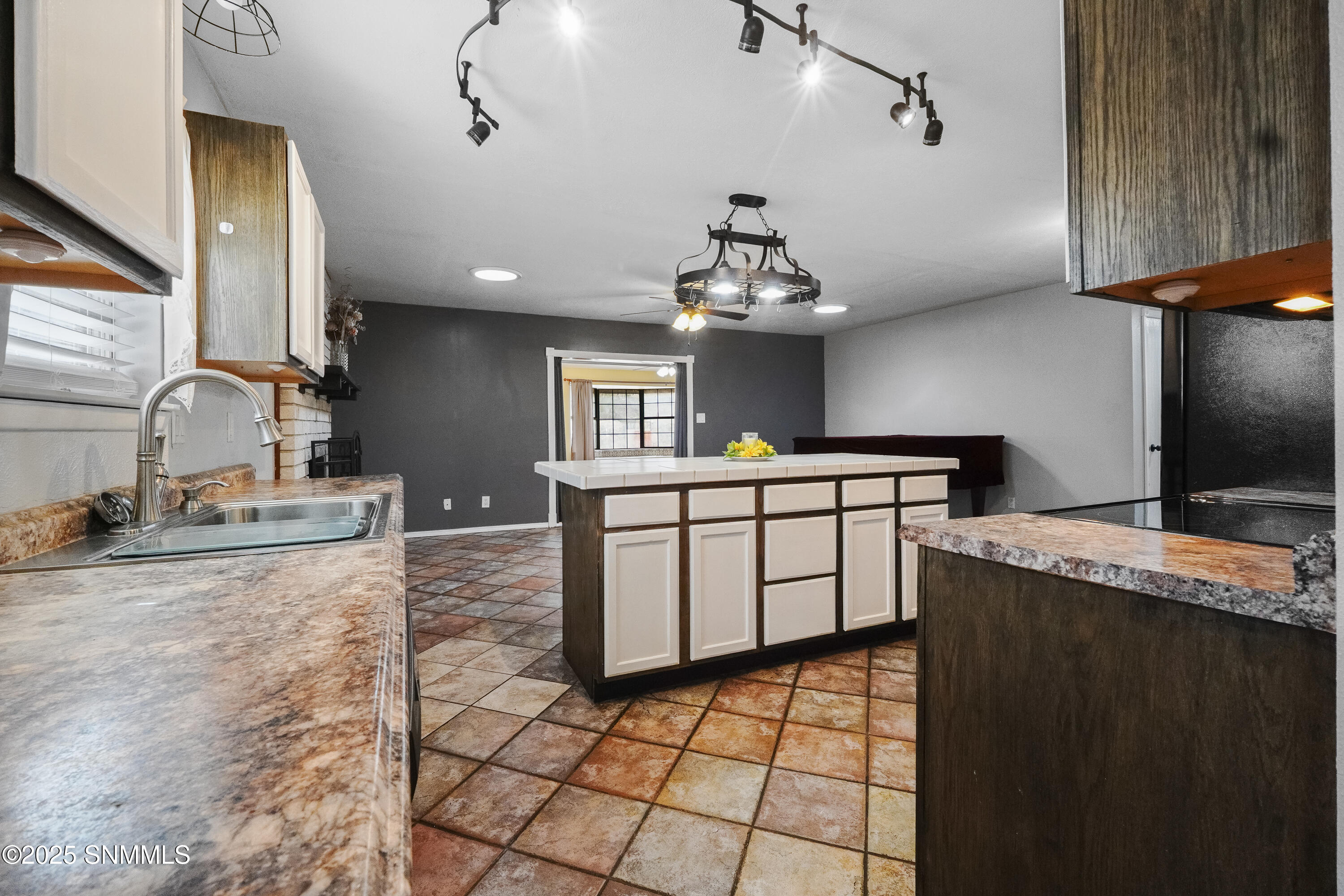 1714 Royal Drive, Las Cruces, New Mexico image 7