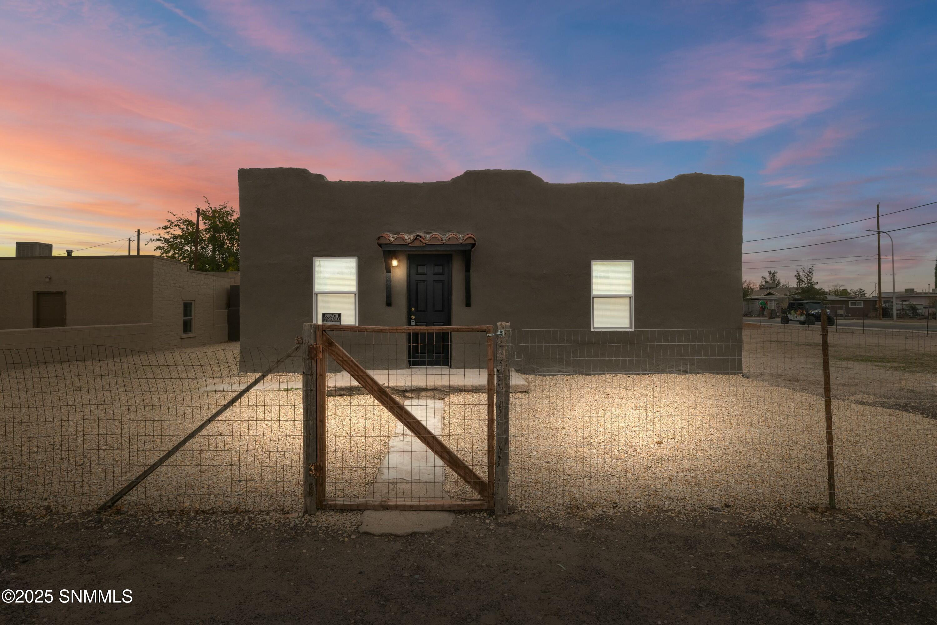 885 Van Patten Avenue, Las Cruces, New Mexico image 2