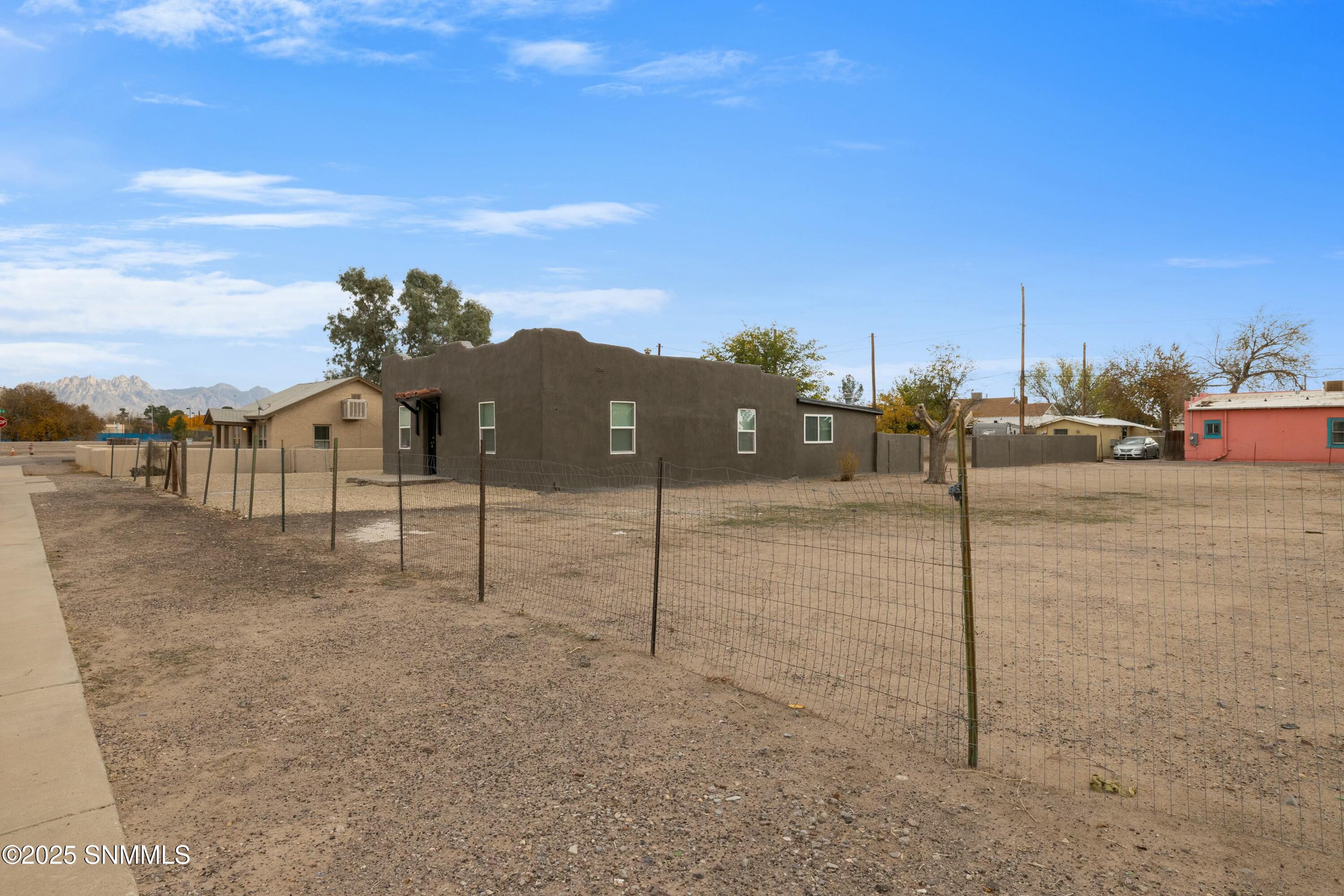 885 Van Patten Avenue, Las Cruces, New Mexico image 3