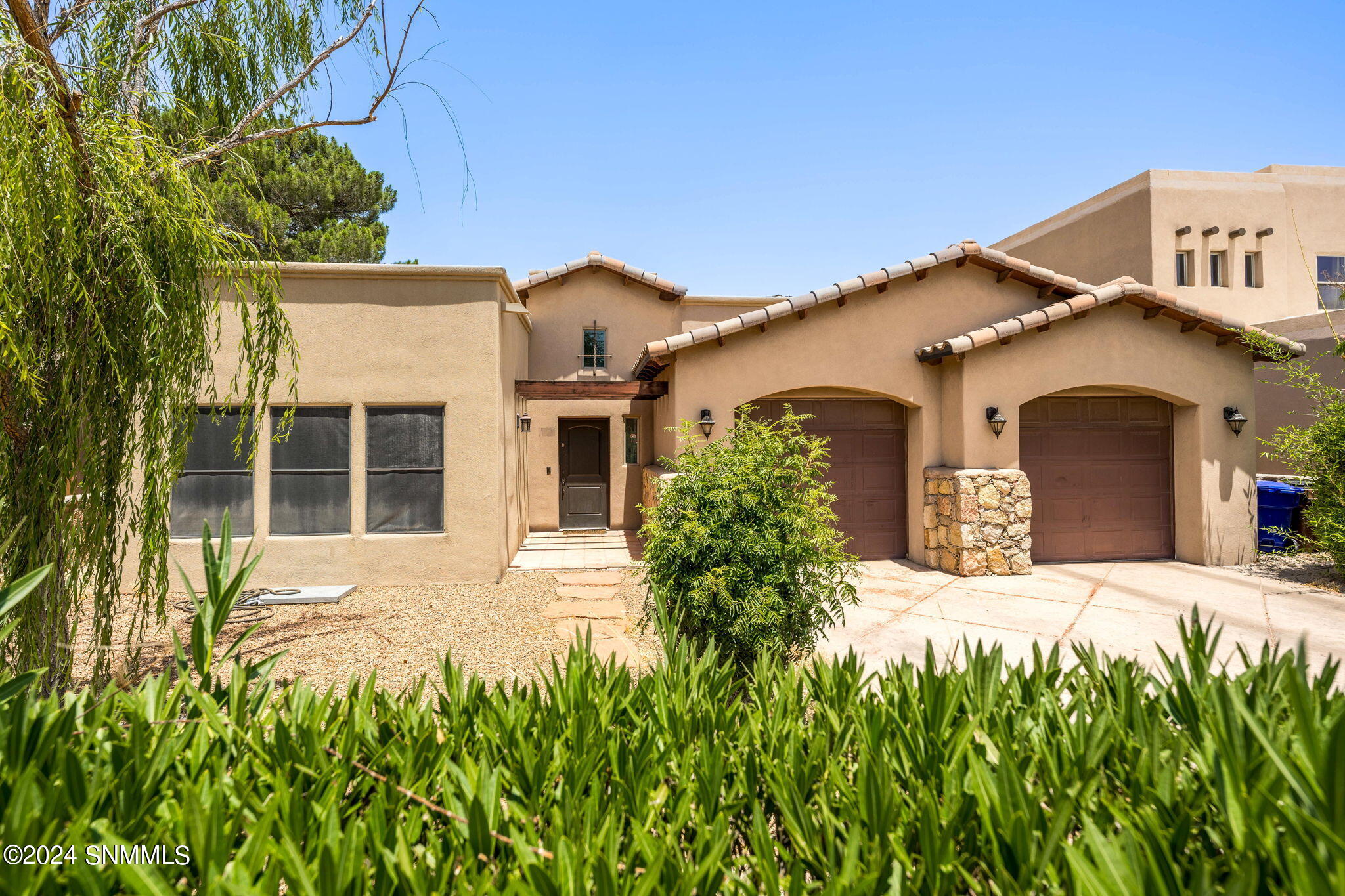 Las Cruces, New Mexico 88007, United States, 3 Bedrooms Bedrooms, ,2 BathroomsBathrooms,Residential,Pending,48315