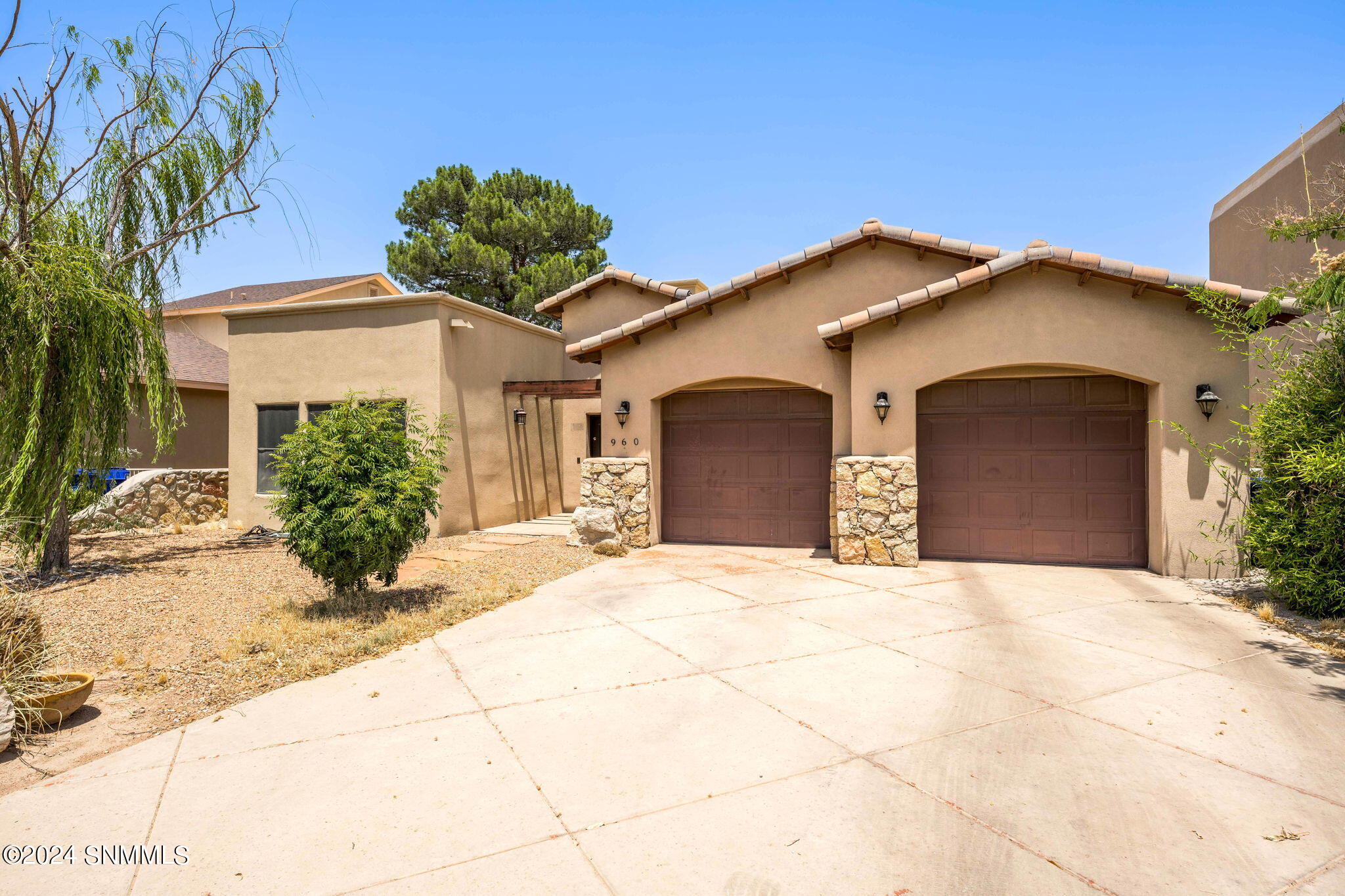 Las Cruces, New Mexico 88007, United States, 3 Bedrooms Bedrooms, ,2 BathroomsBathrooms,Residential,Pending,48315