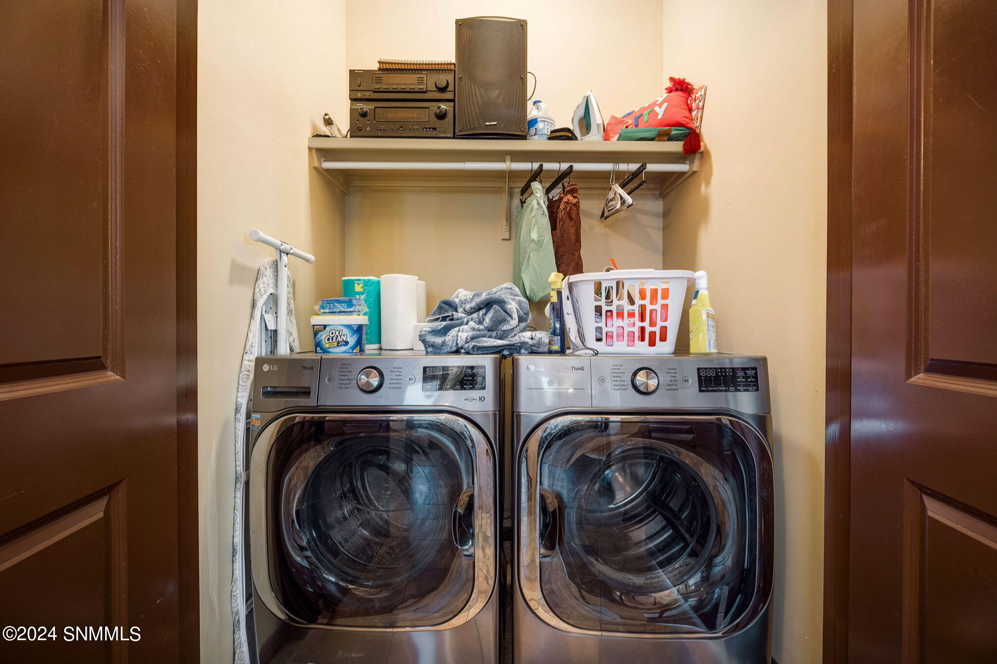 Las Cruces, New Mexico 88007, United States, 3 Bedrooms Bedrooms, ,2 BathroomsBathrooms,Residential,Pending,48315