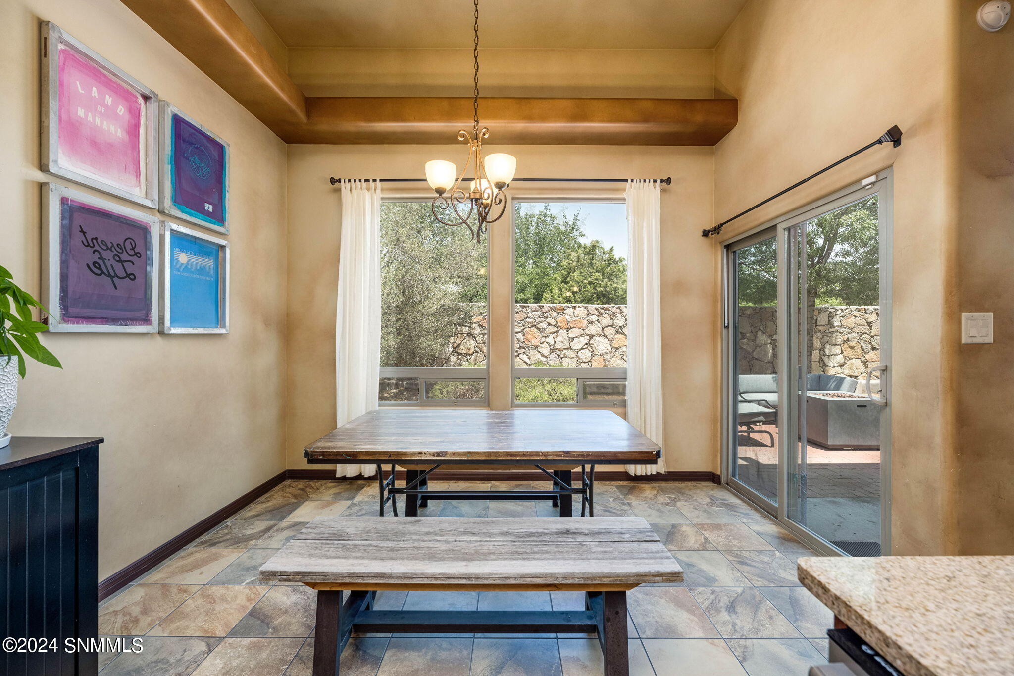 Las Cruces, New Mexico 88007, United States, 3 Bedrooms Bedrooms, ,2 BathroomsBathrooms,Residential,Pending,48315