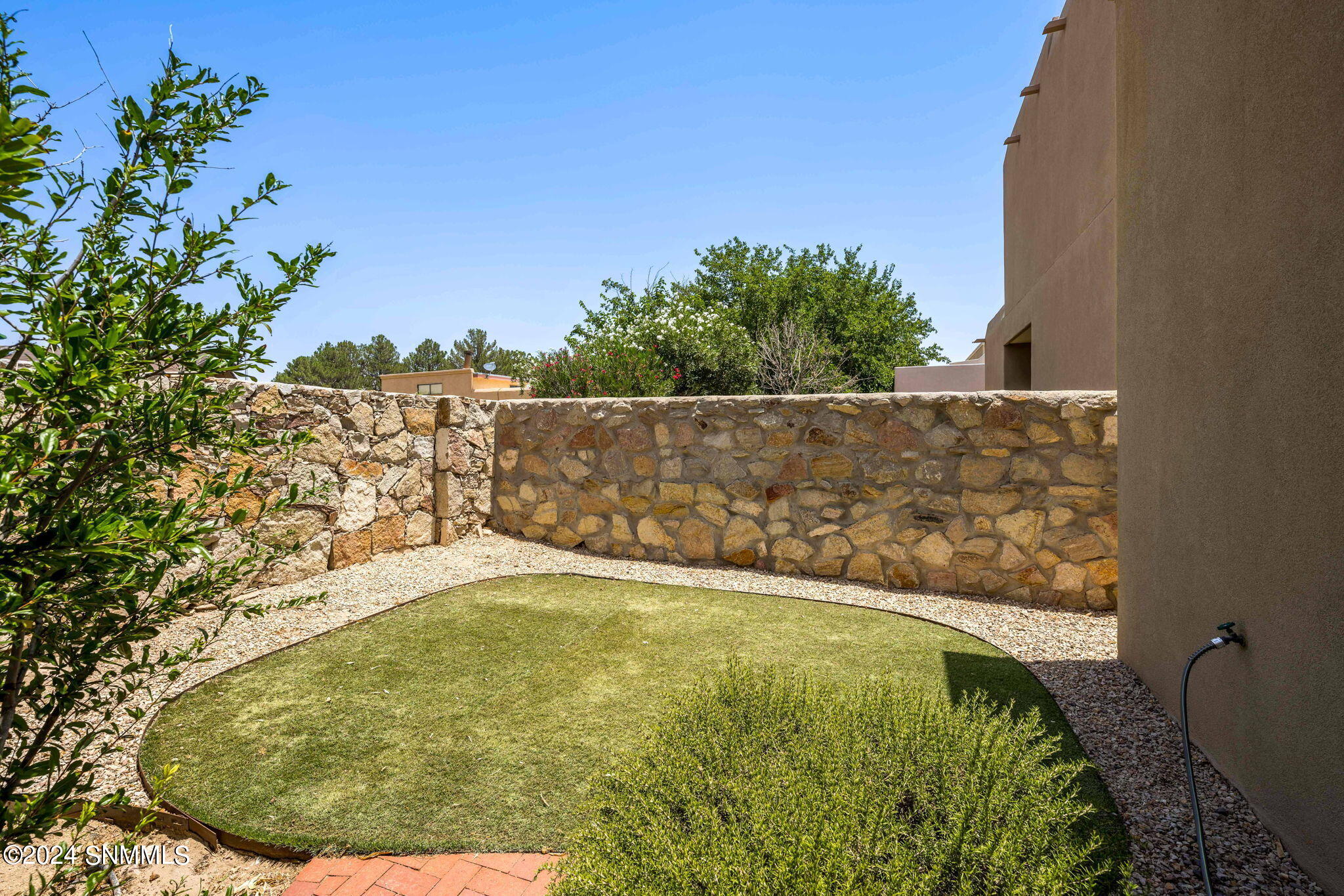 Las Cruces, New Mexico 88007, United States, 3 Bedrooms Bedrooms, ,2 BathroomsBathrooms,Residential,Pending,48315