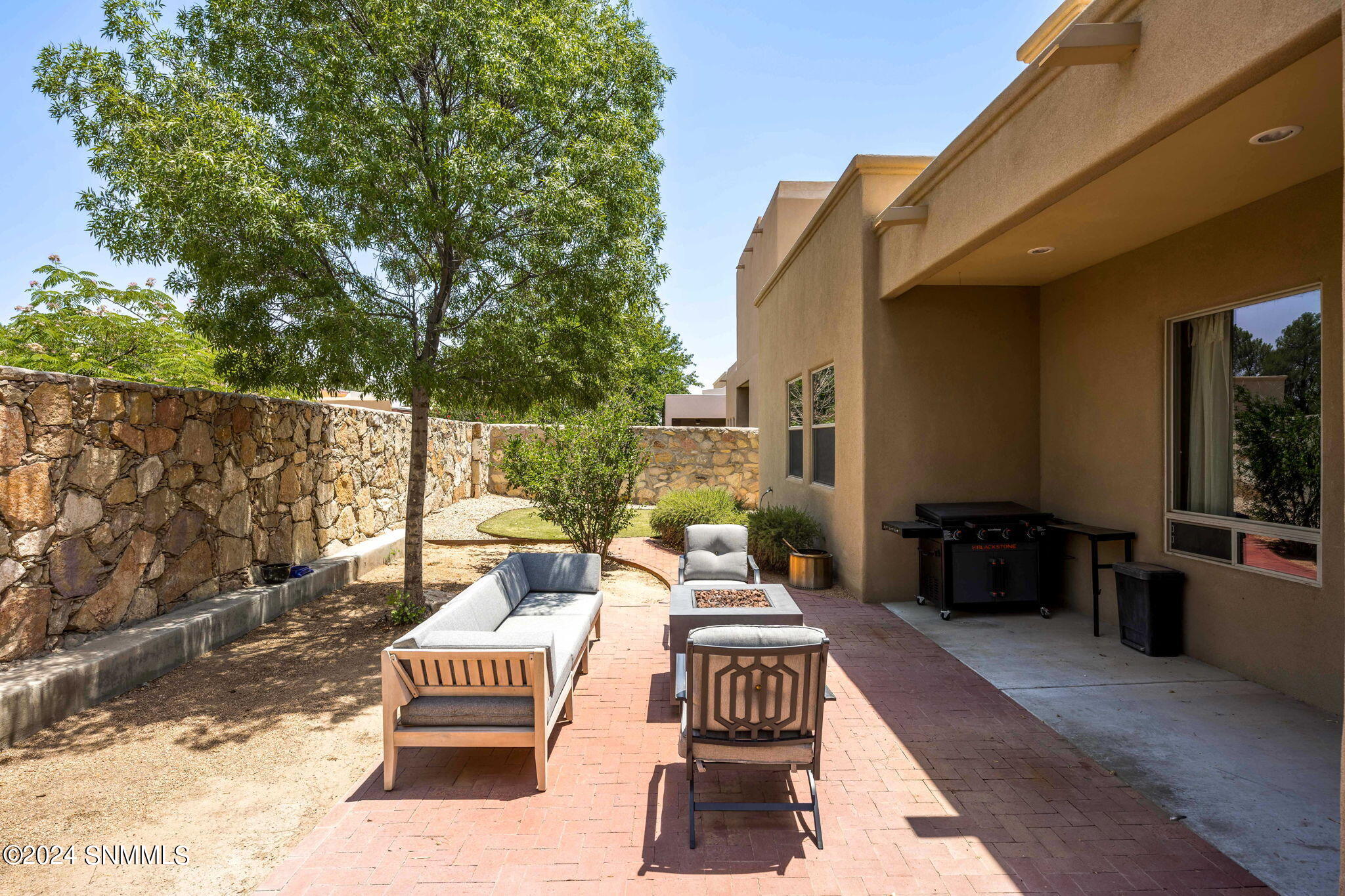 Las Cruces, New Mexico 88007, United States, 3 Bedrooms Bedrooms, ,2 BathroomsBathrooms,Residential,Pending,48315